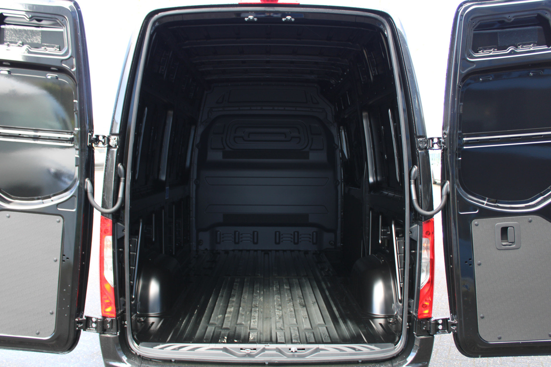 Mercedes-Benz Sprinter 8