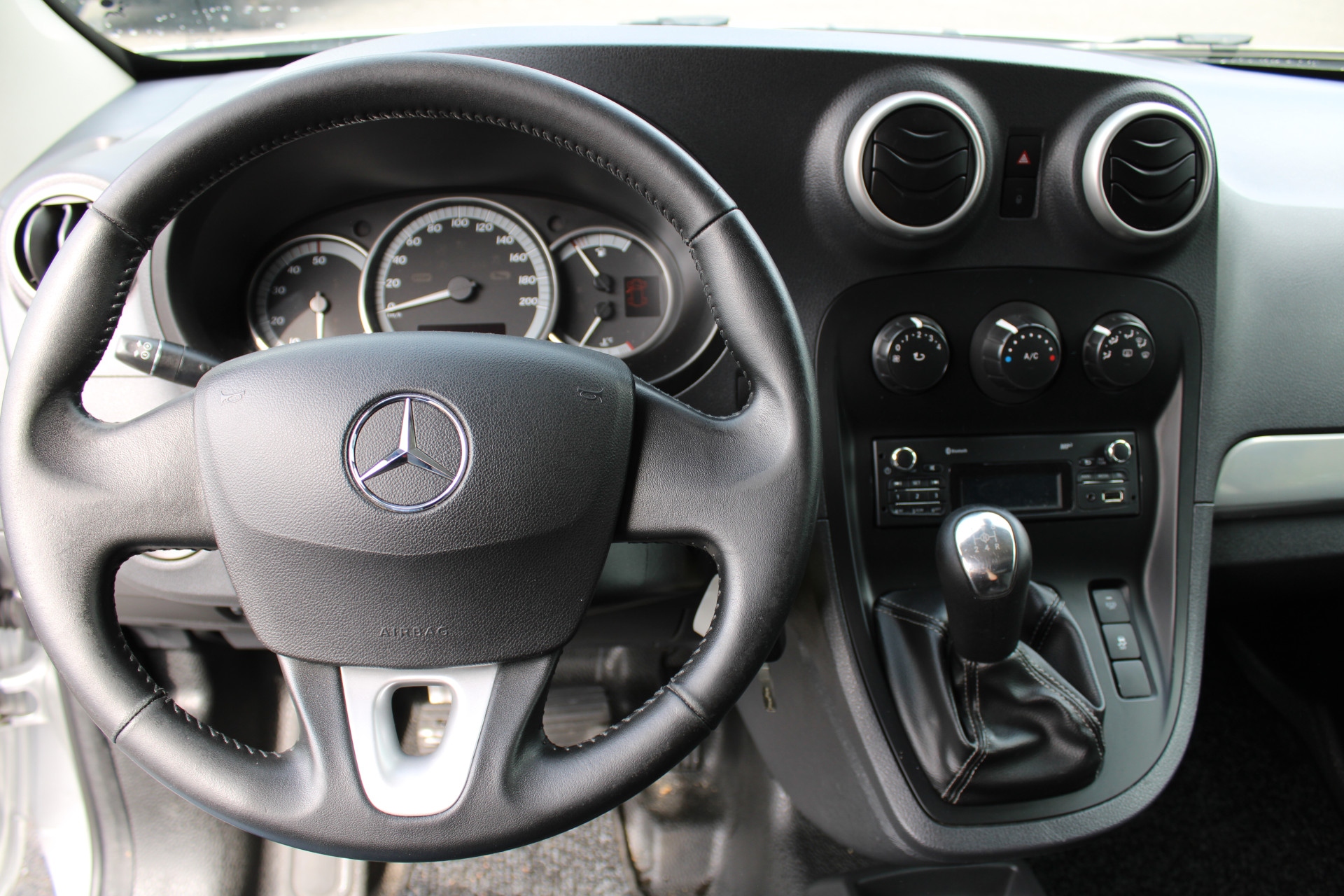 Mercedes-Benz Citan 10