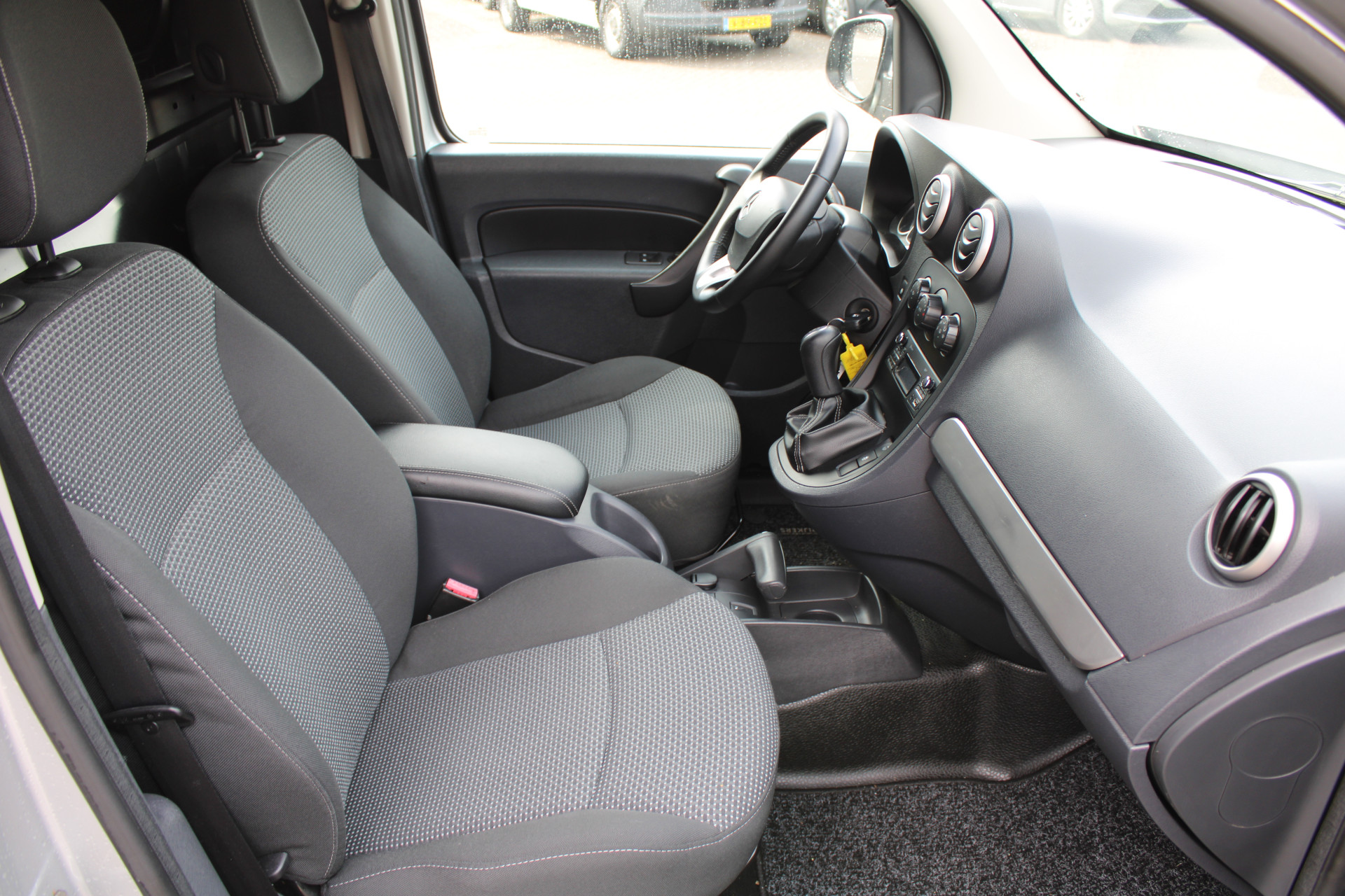 Mercedes-Benz Citan 5