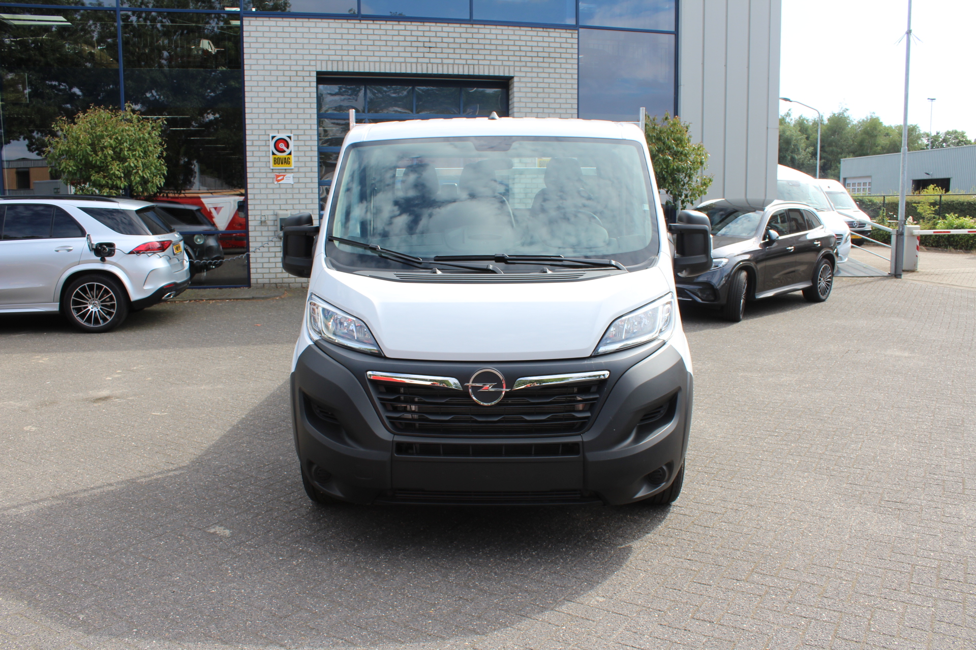 Opel Movano 1