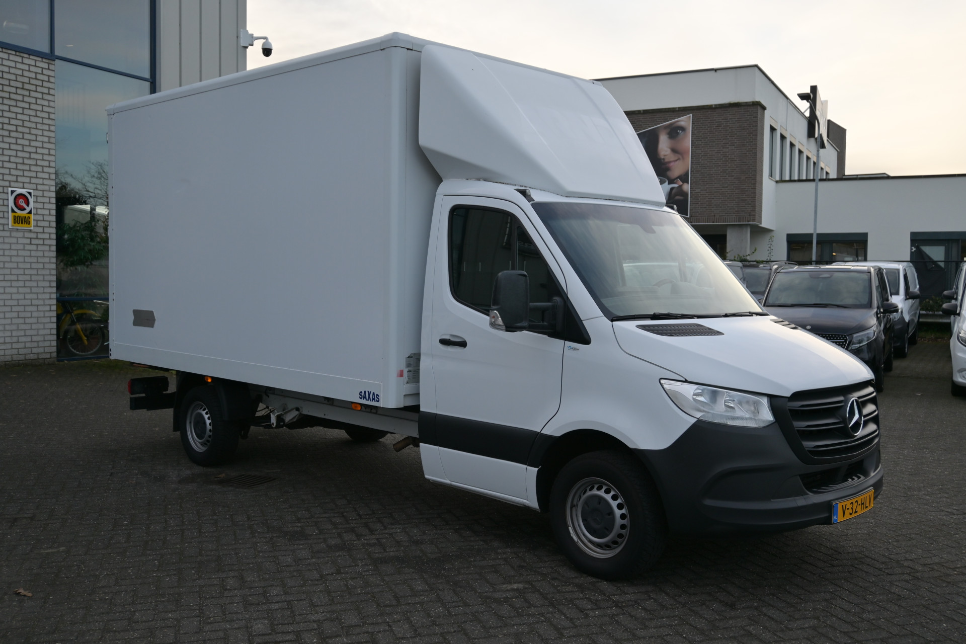 Mercedes-Benz Sprinter 11