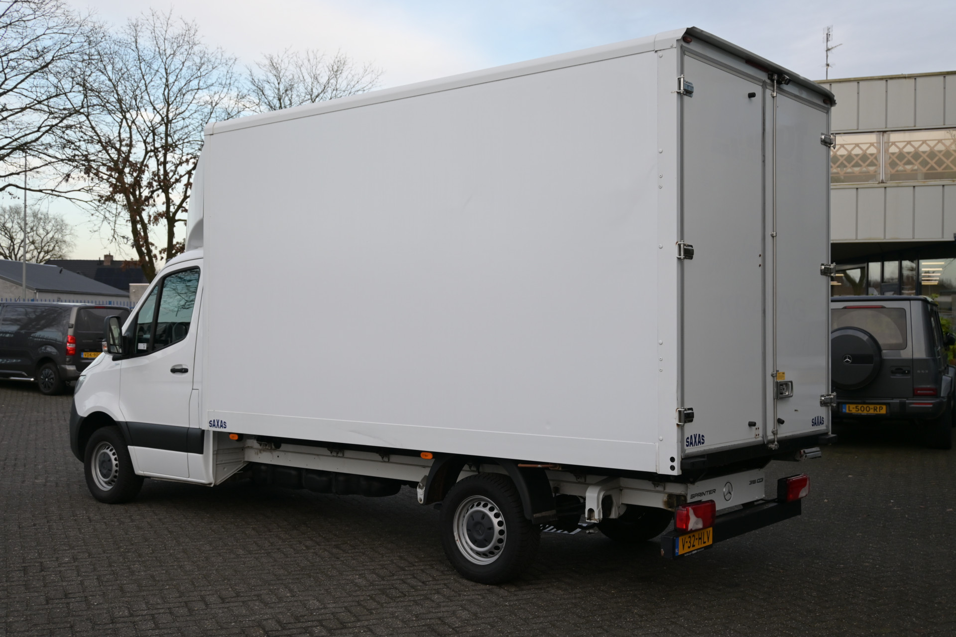 Mercedes-Benz Sprinter 12