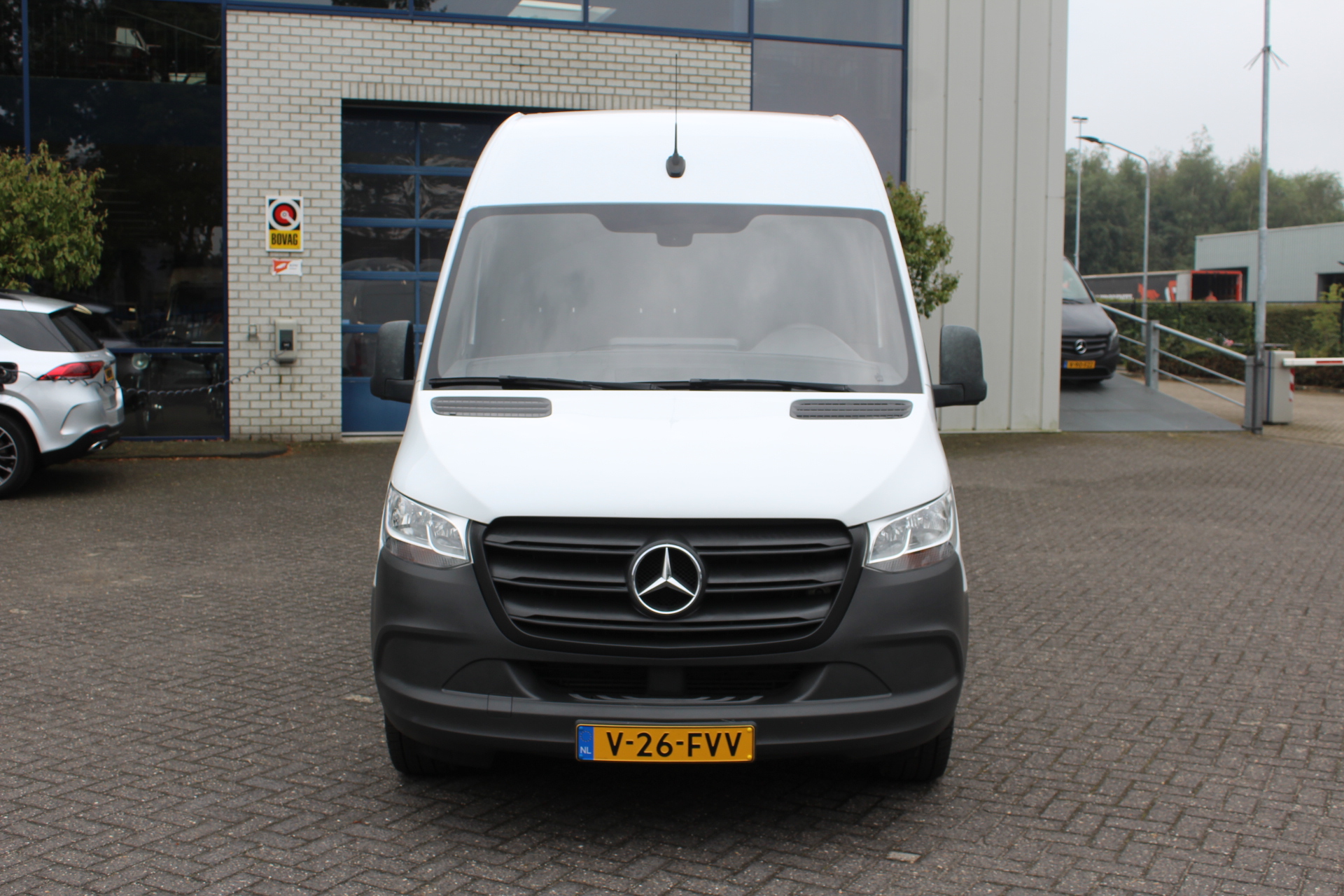 Mercedes-Benz Sprinter 1