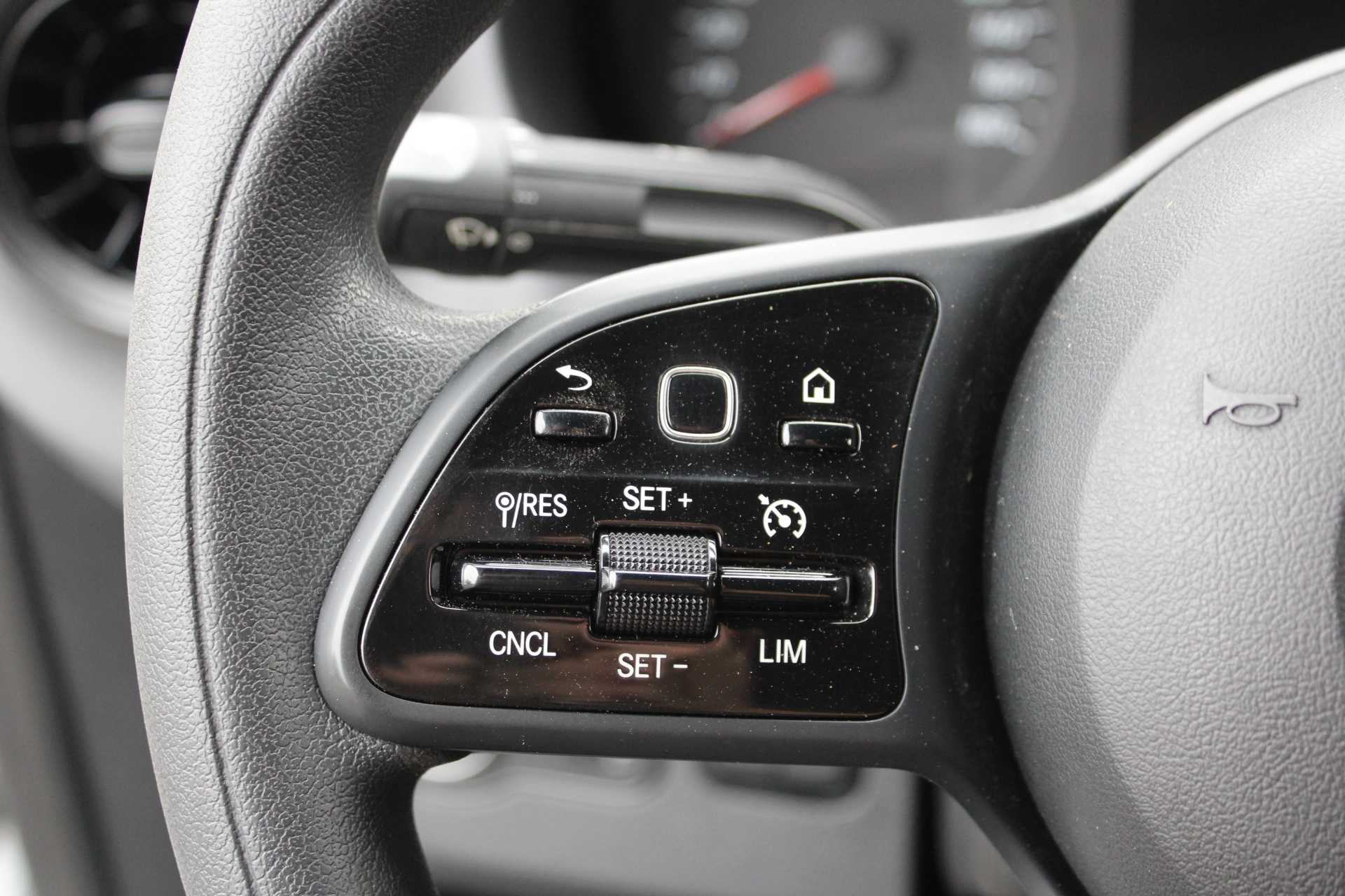 Mercedes-Benz Sprinter 16