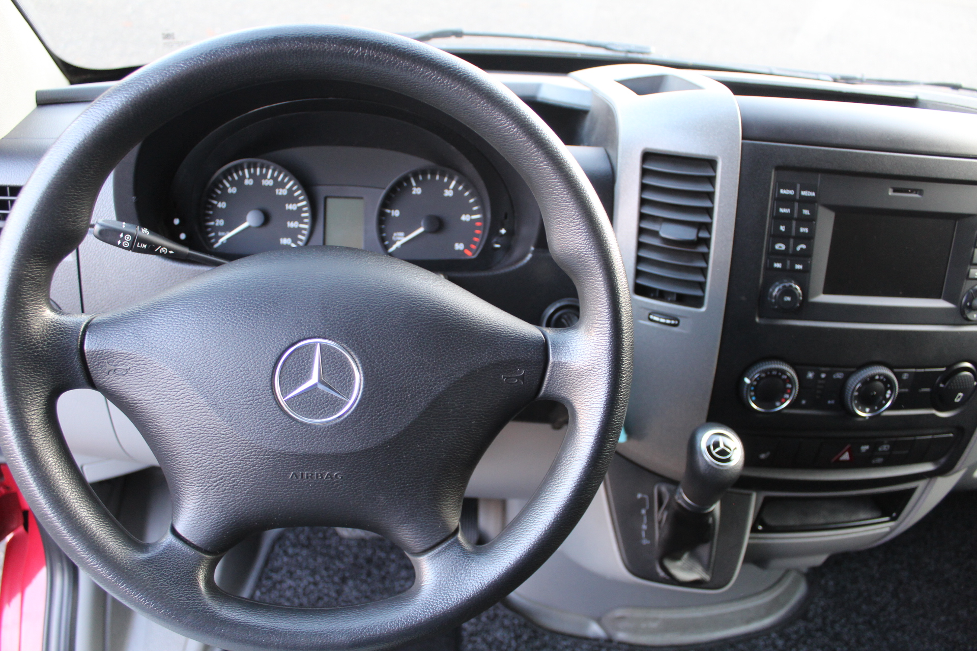 Mercedes-Benz Sprinter 14