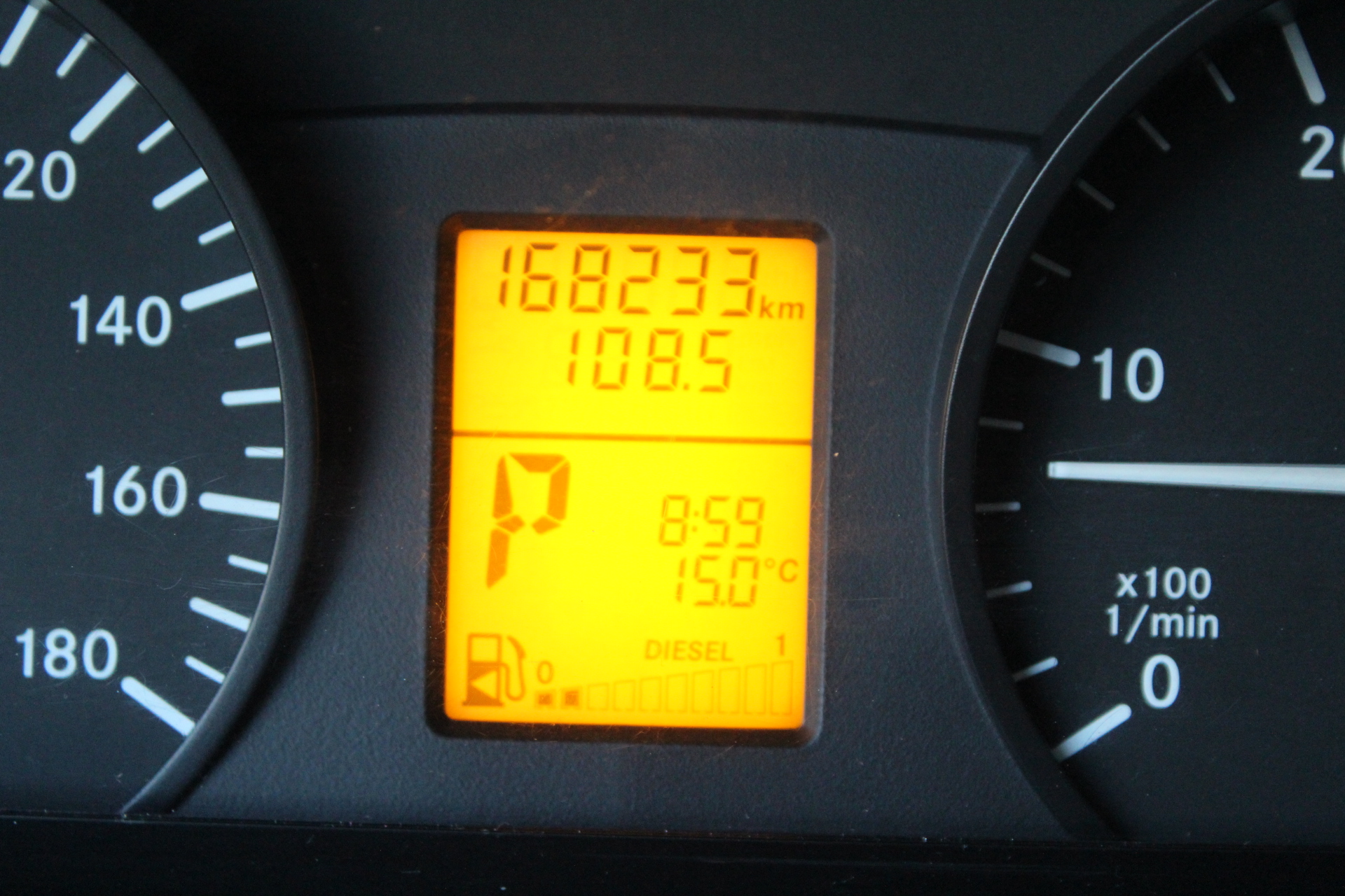 Mercedes-Benz Sprinter 17