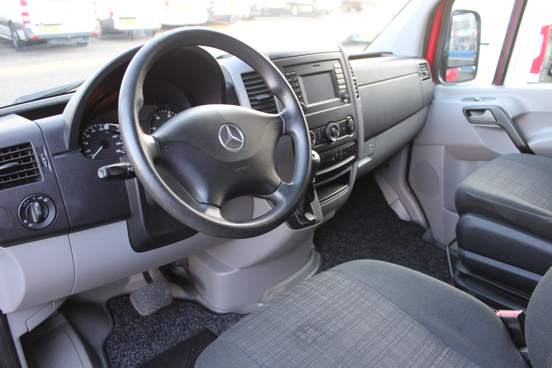 Mercedes-Benz Sprinter 3