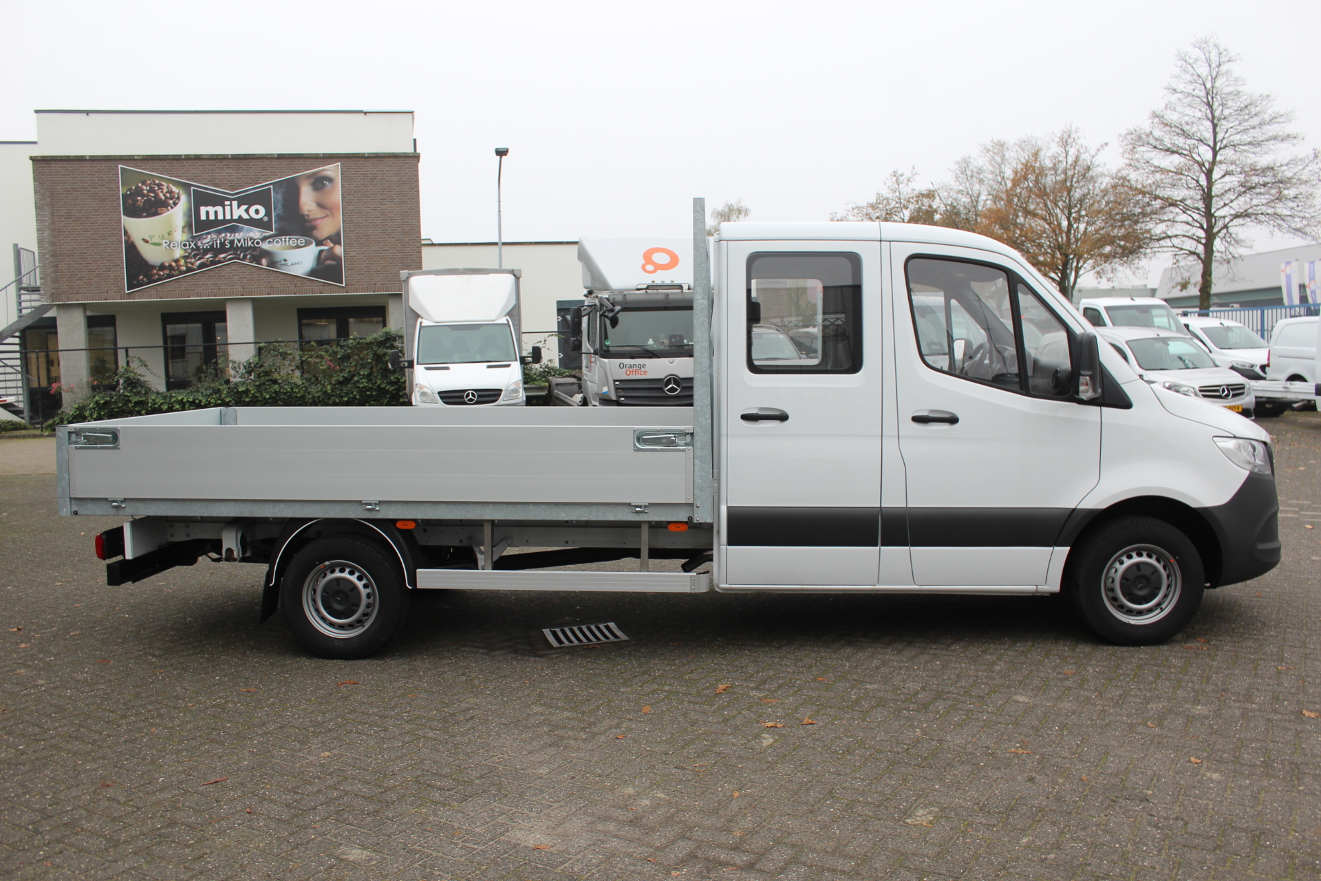 Mercedes-Benz Sprinter 2