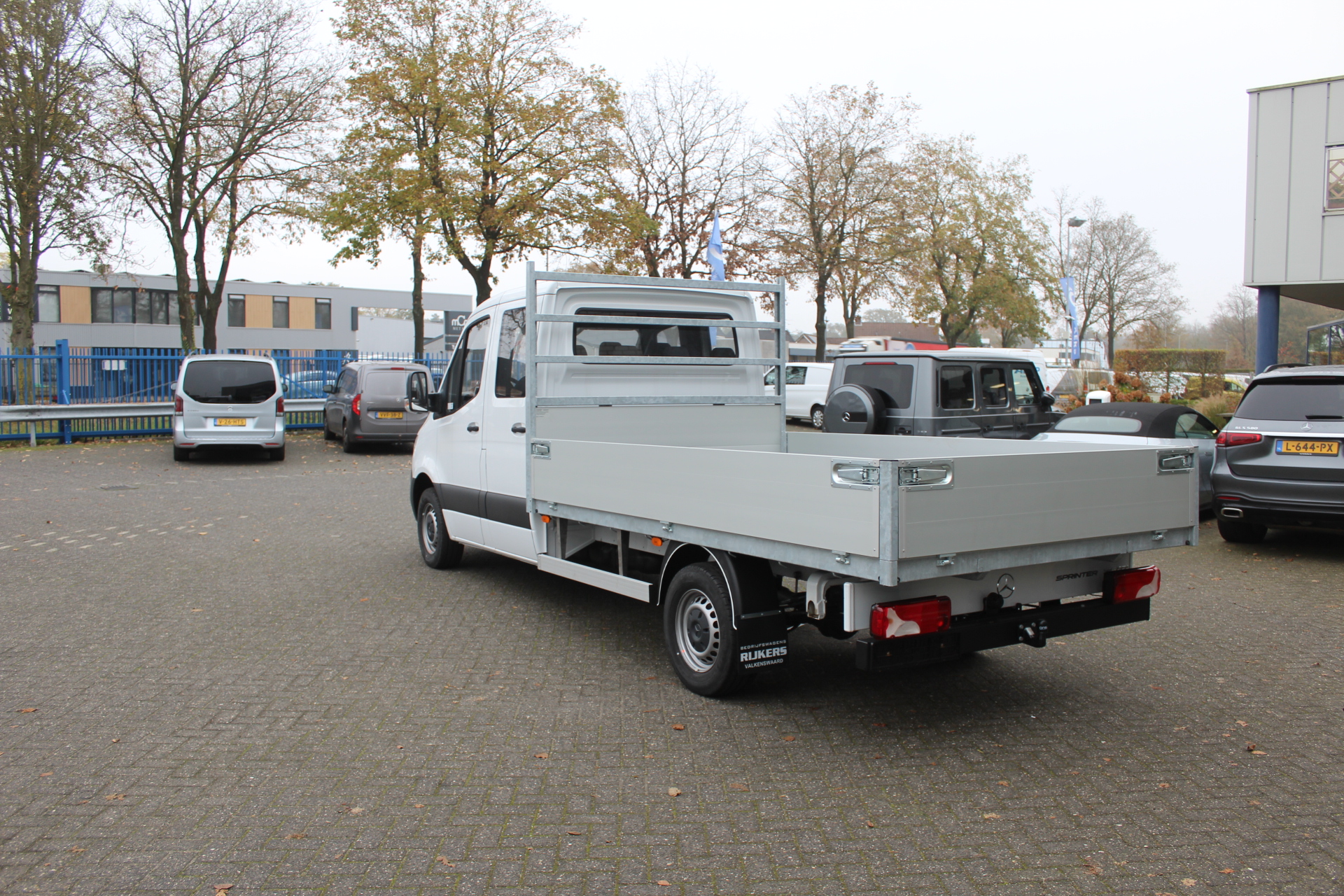 Mercedes-Benz Sprinter 4