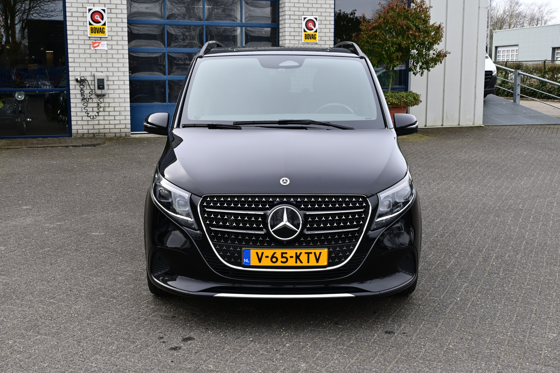 Mercedes-Benz V-Klasse 1