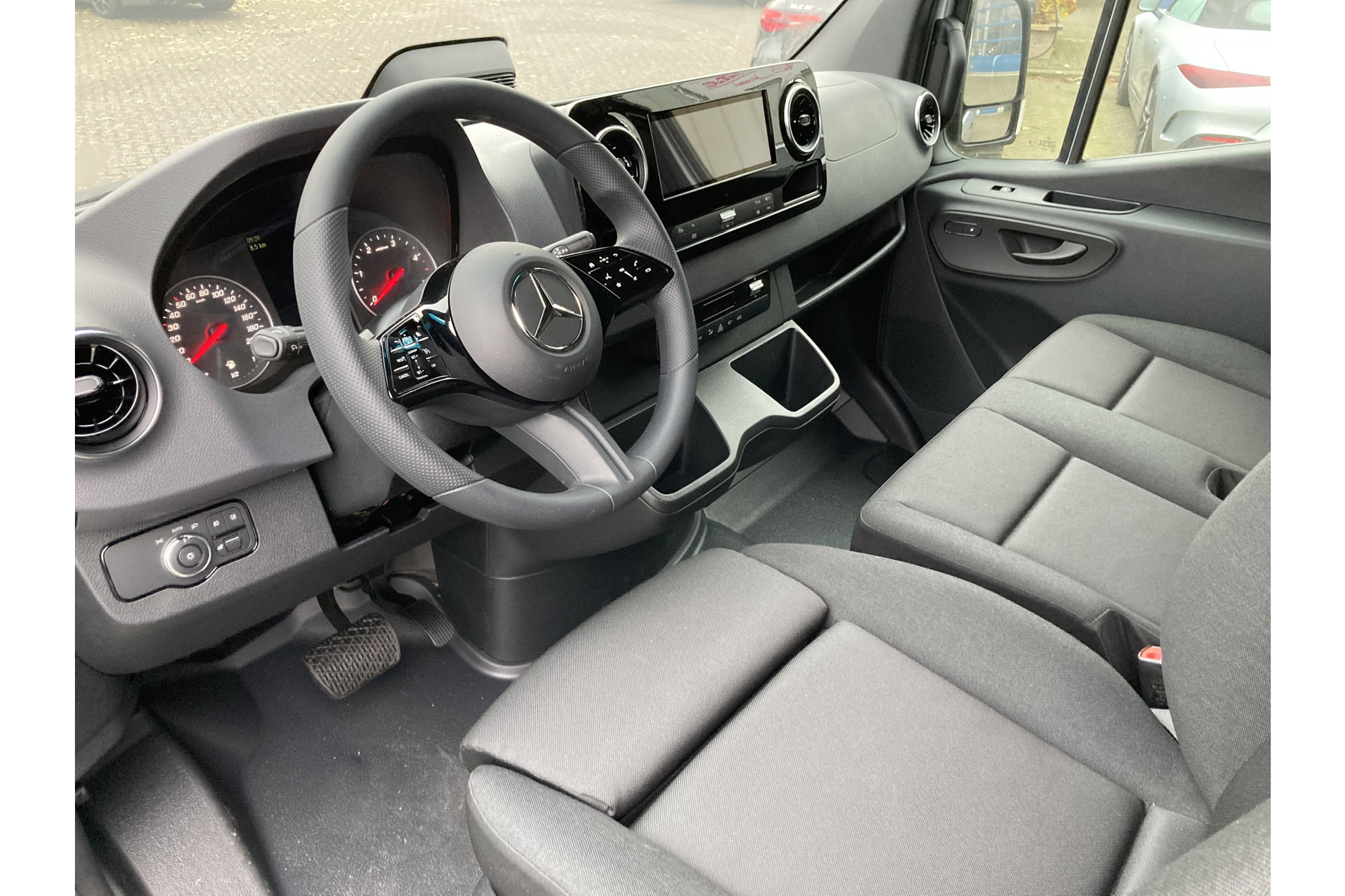 Mercedes-Benz Sprinter 3