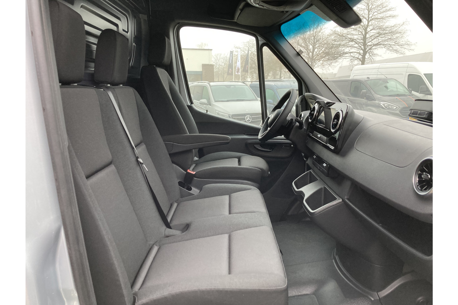 Mercedes-Benz Sprinter 7
