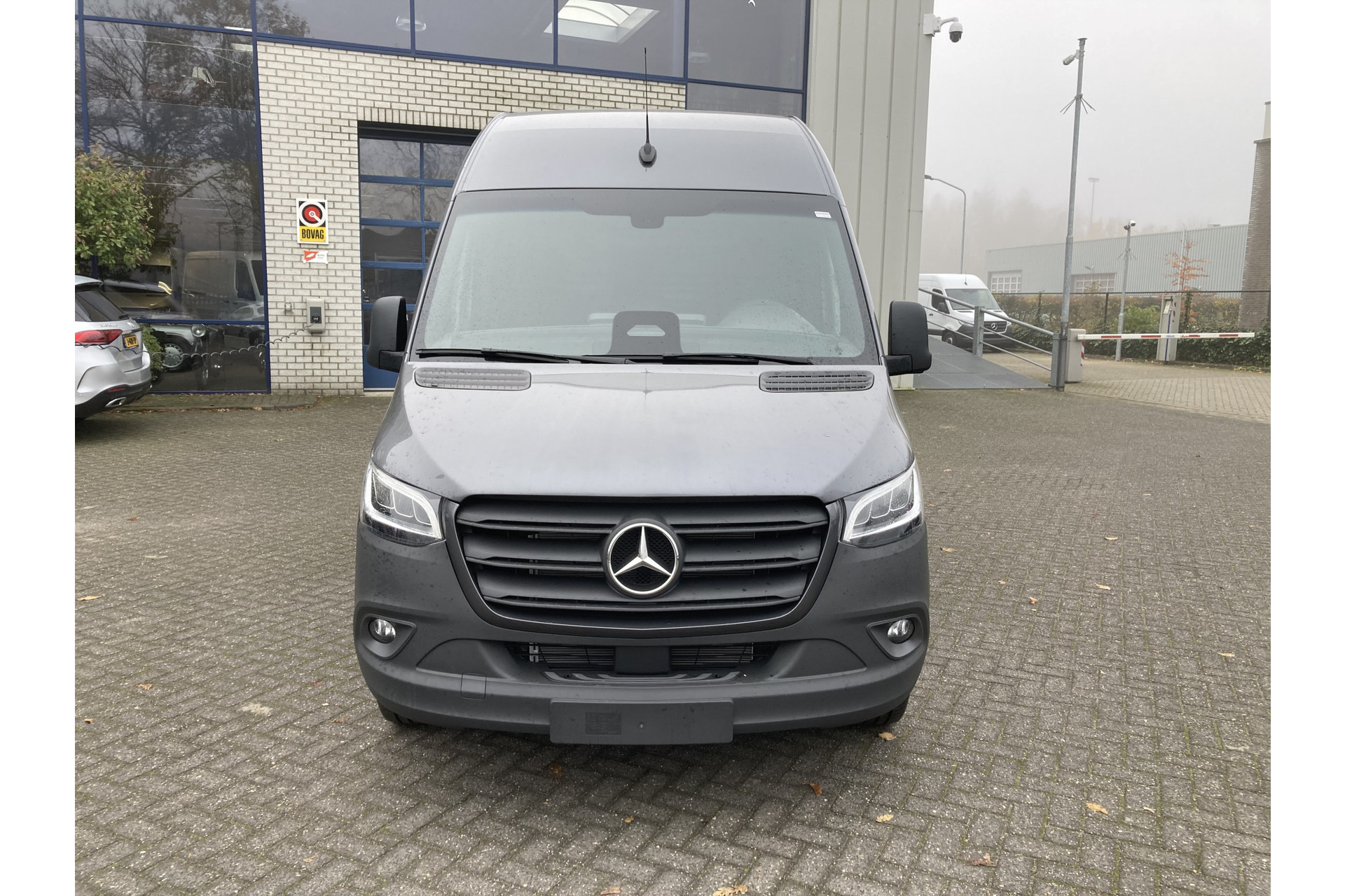 Mercedes-Benz Sprinter 1