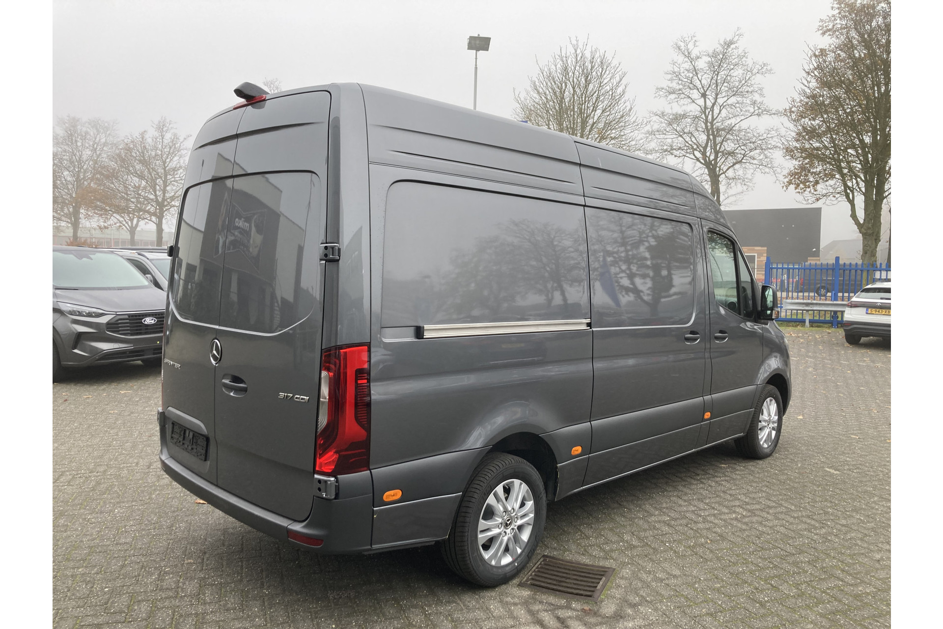 Mercedes-Benz Sprinter 3