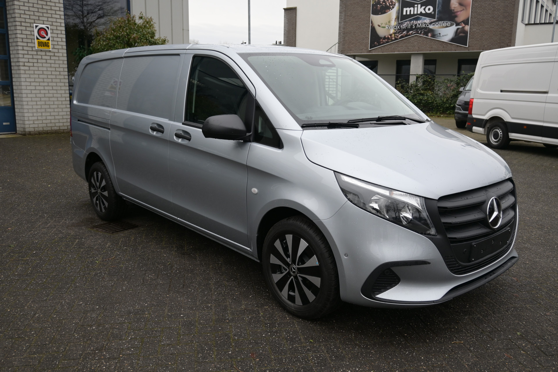 Mercedes-Benz Vito 2
