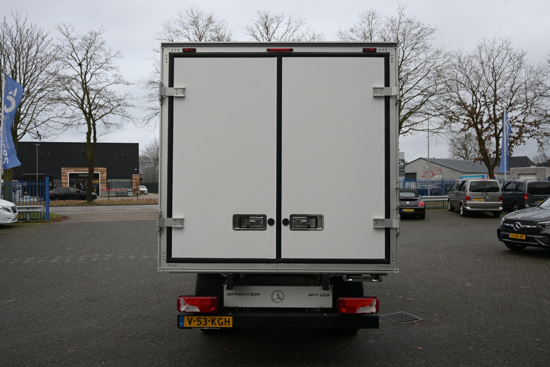 Mercedes-Benz Sprinter 10