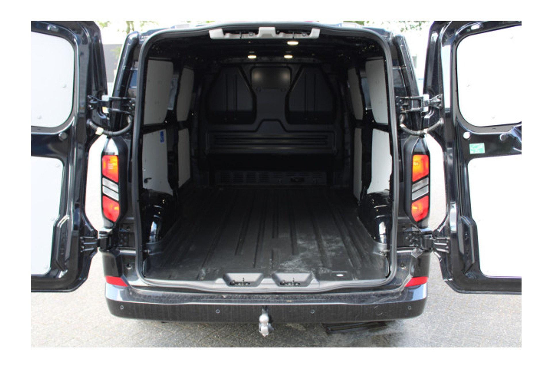 Ford Transit Custom 10