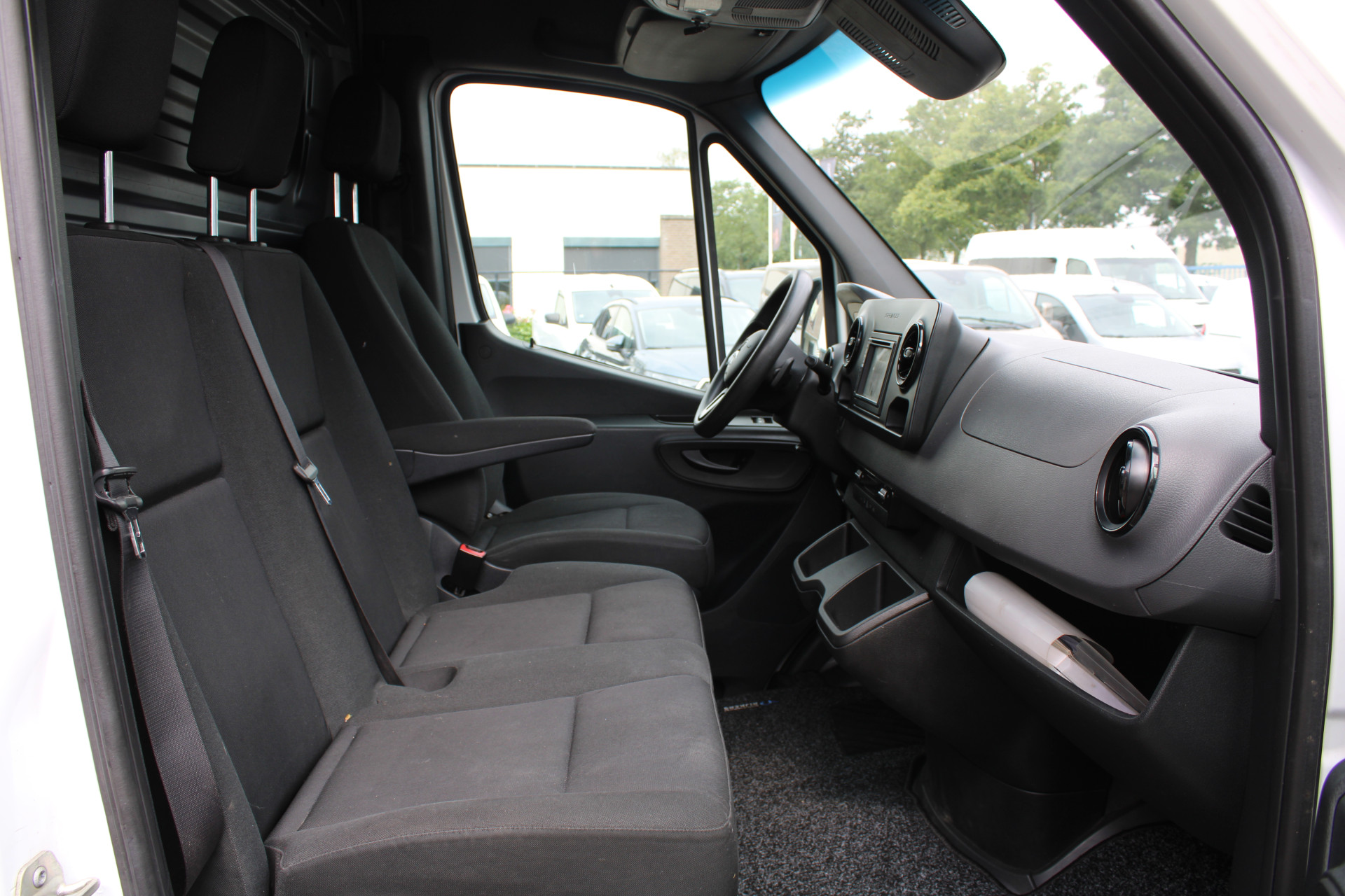 Mercedes-Benz Sprinter 7