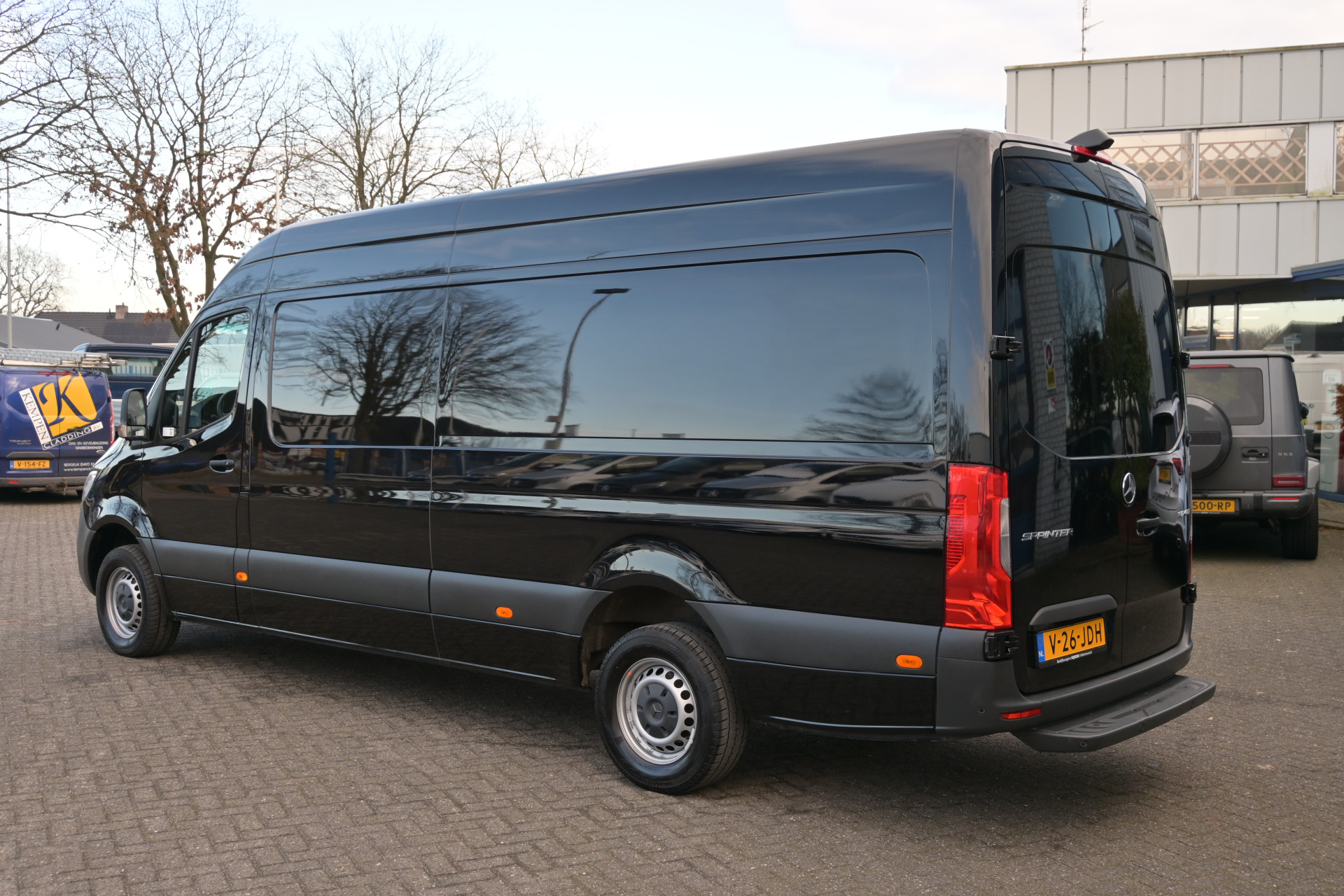 Mercedes-Benz Sprinter 8