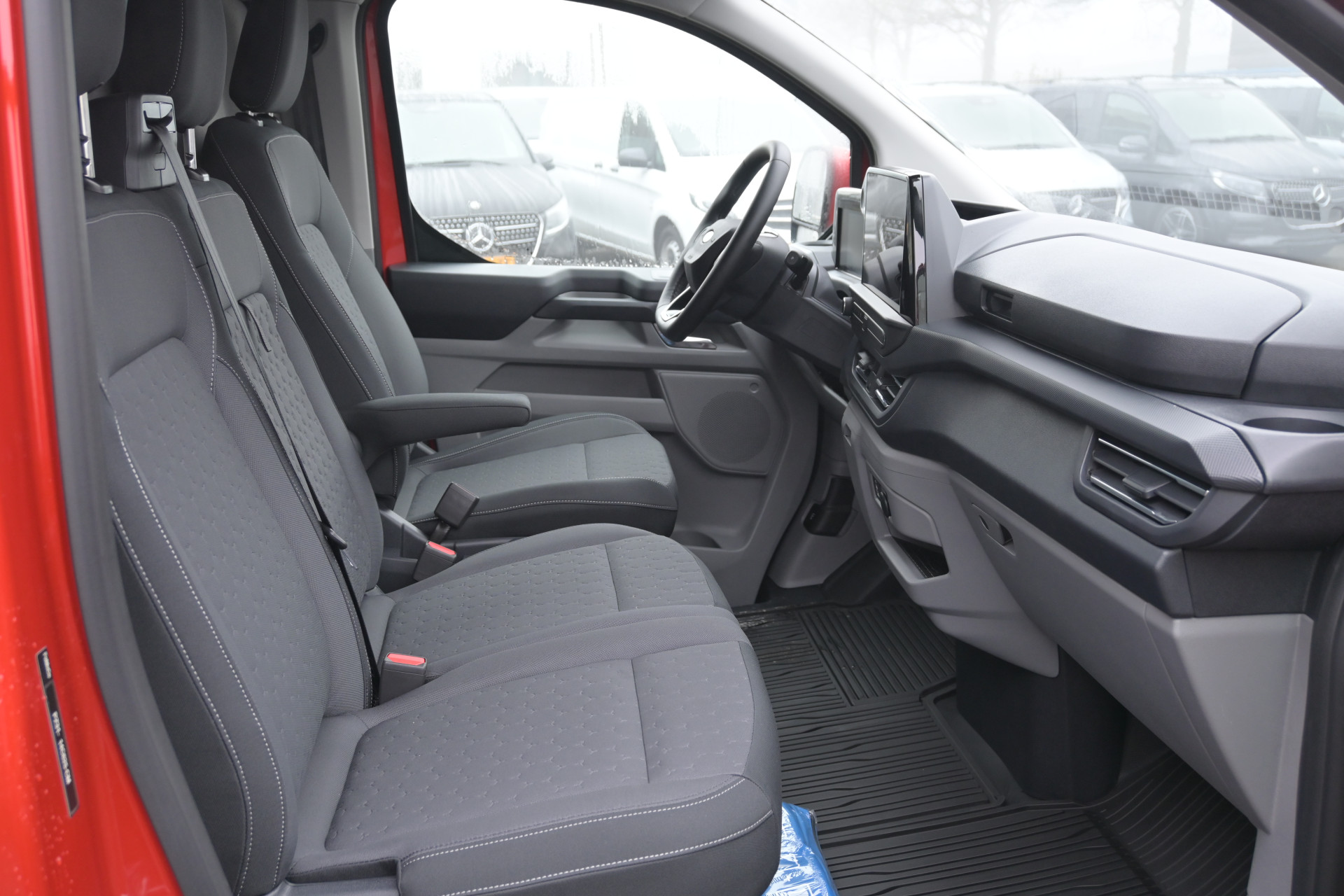 Ford Transit Custom 6