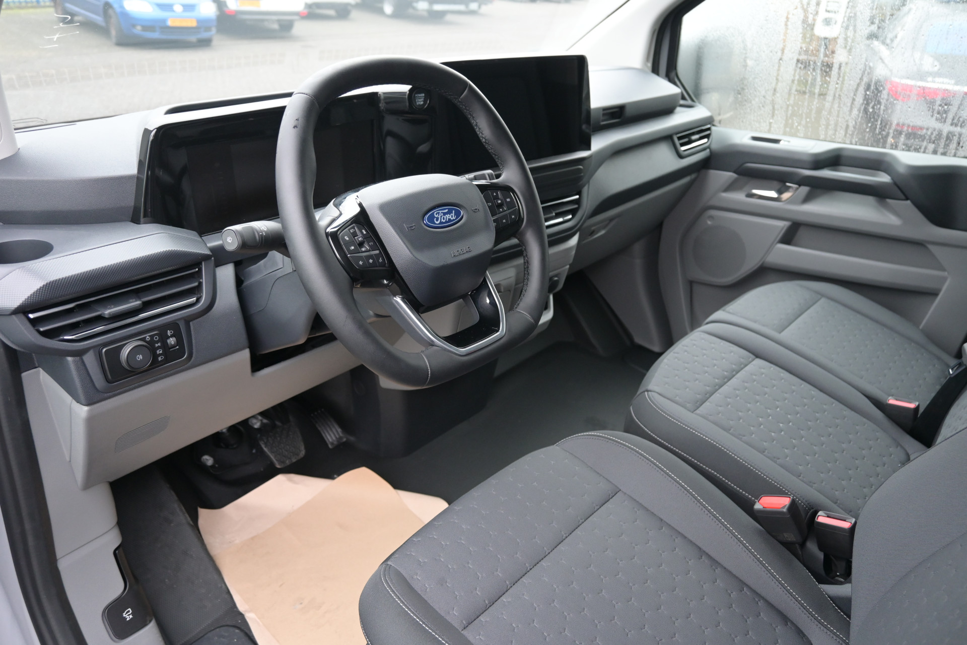 Ford Transit Custom 5