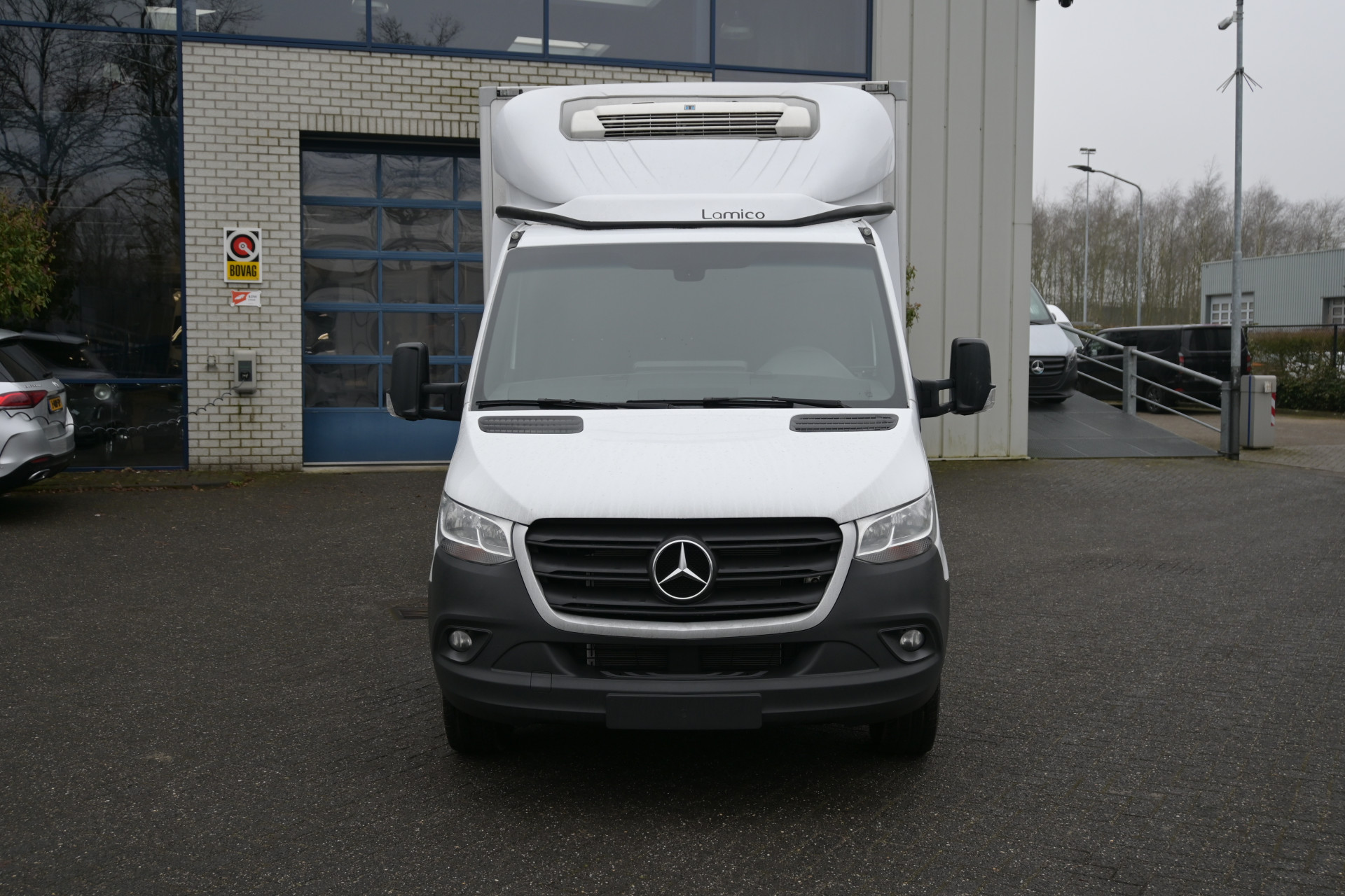 Mercedes-Benz Sprinter 1