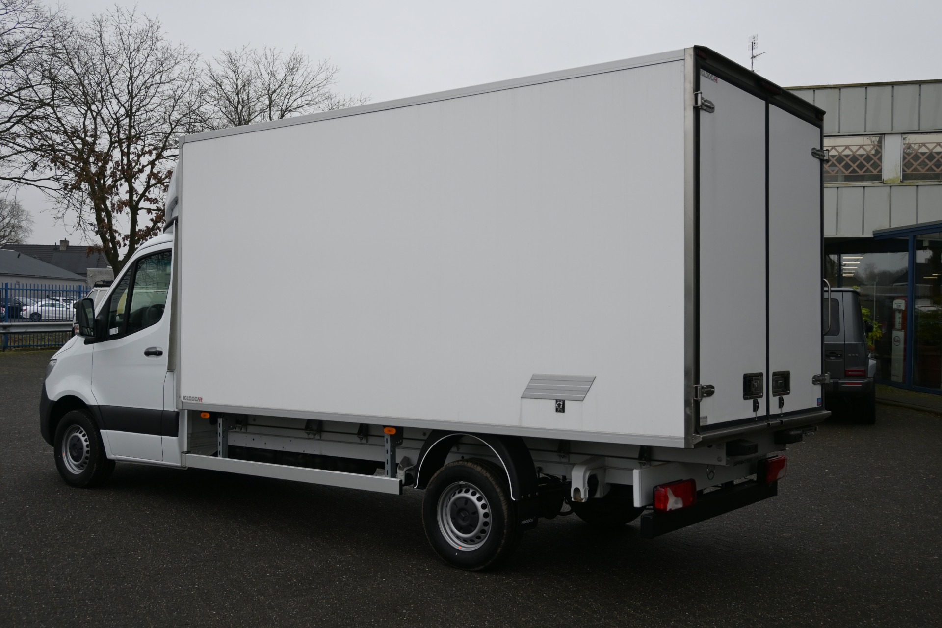 Mercedes-Benz Sprinter 11