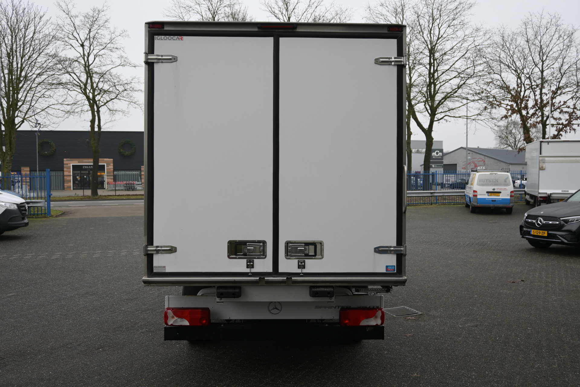 Mercedes-Benz Sprinter 12