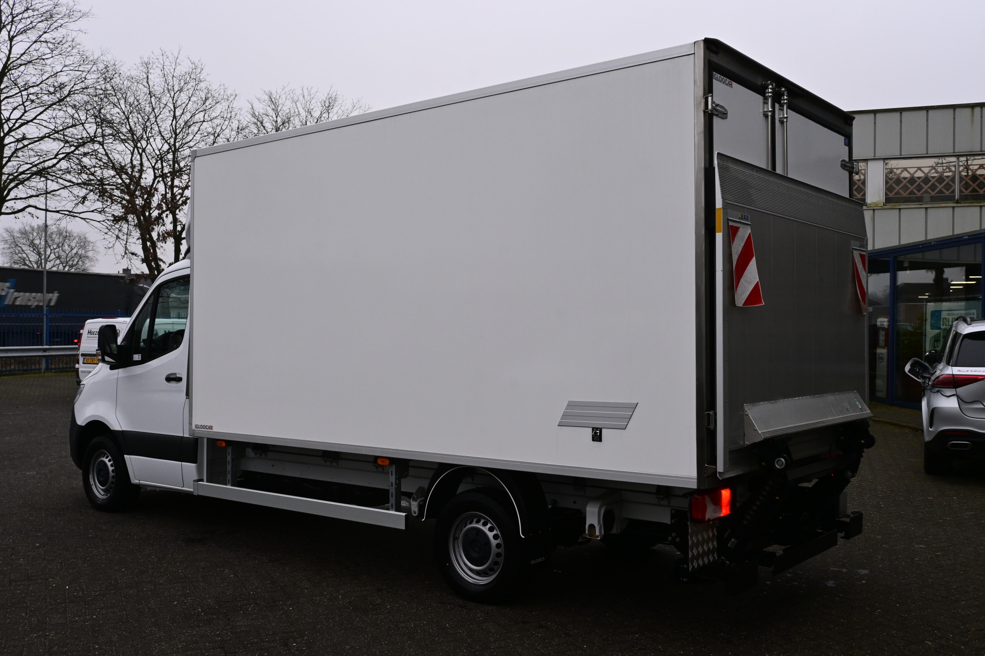 Mercedes-Benz Sprinter 12