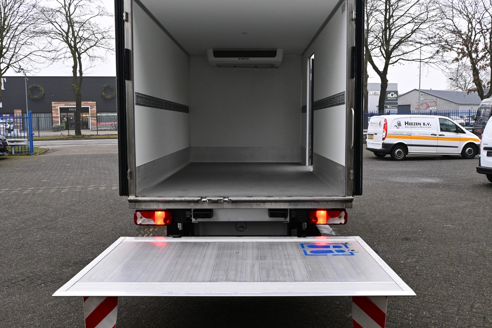 Mercedes-Benz Sprinter 13