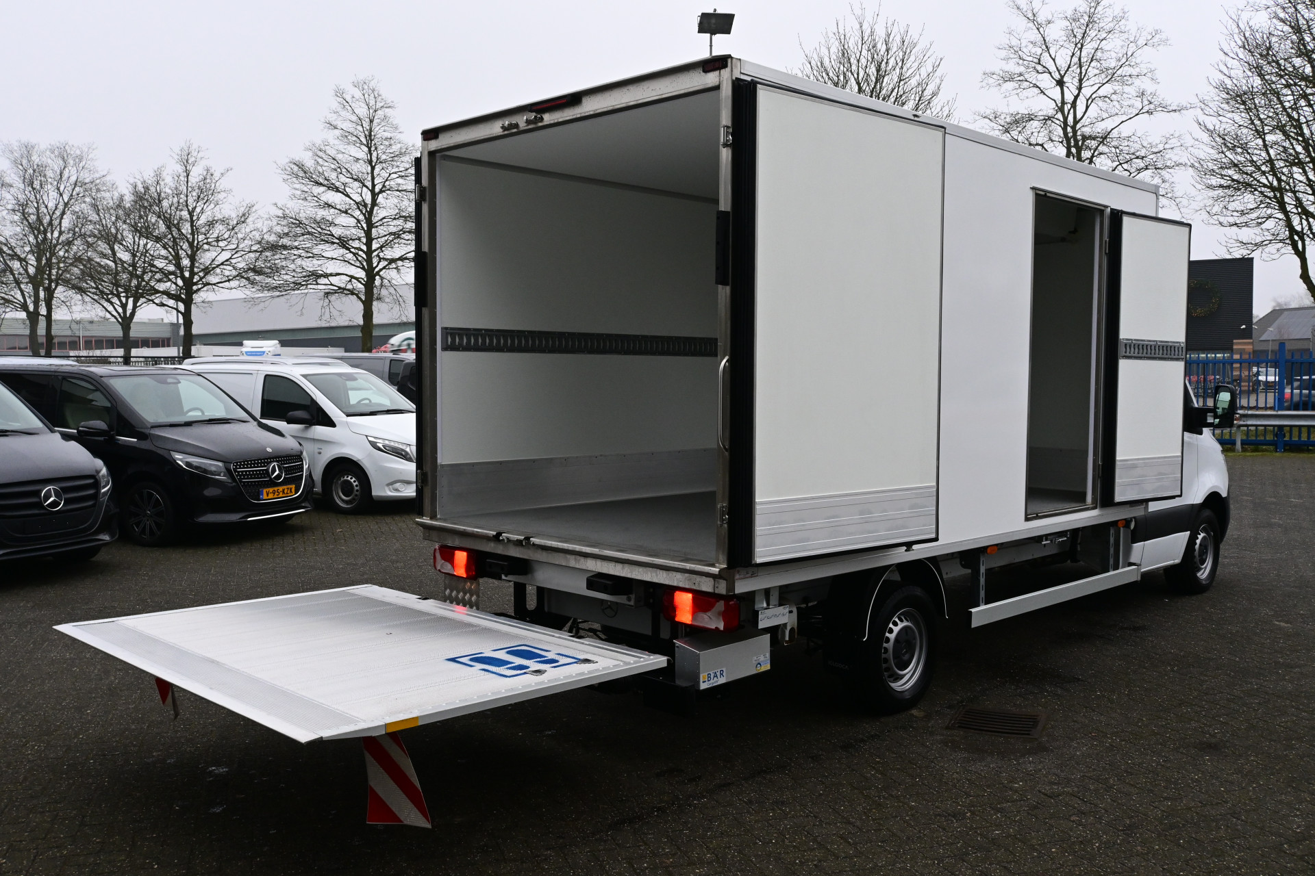 Mercedes-Benz Sprinter 2