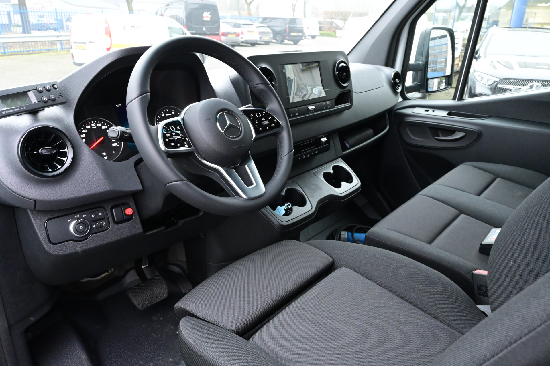 Mercedes-Benz Sprinter 5