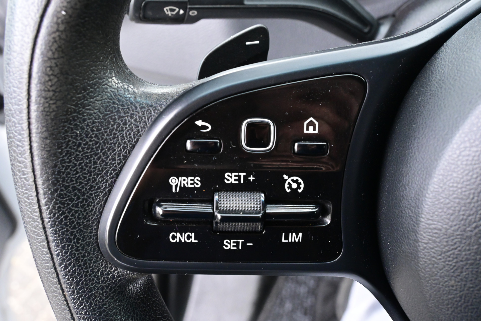 Mercedes-Benz Sprinter 16