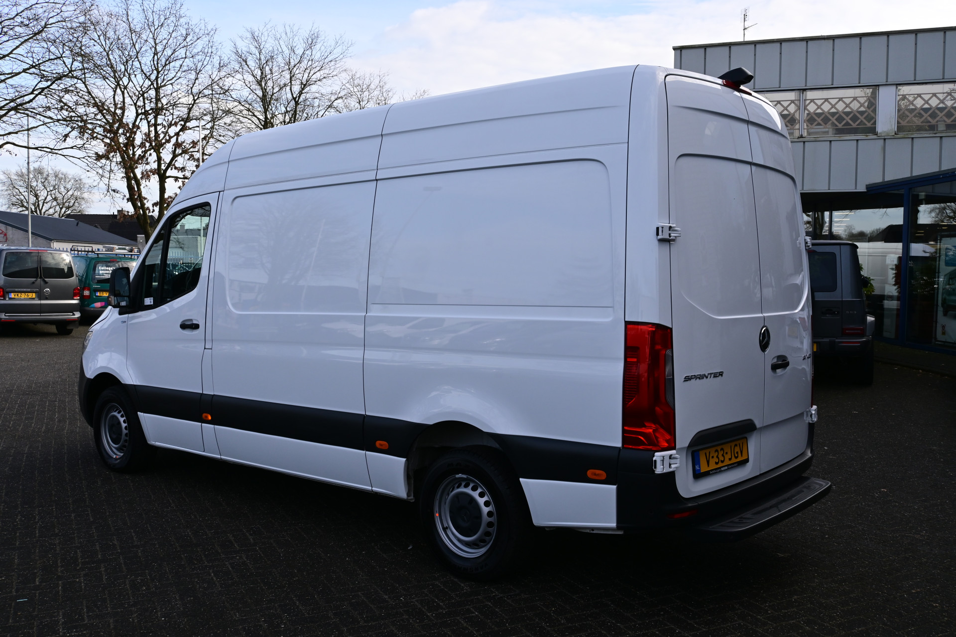 Mercedes-Benz Sprinter 10