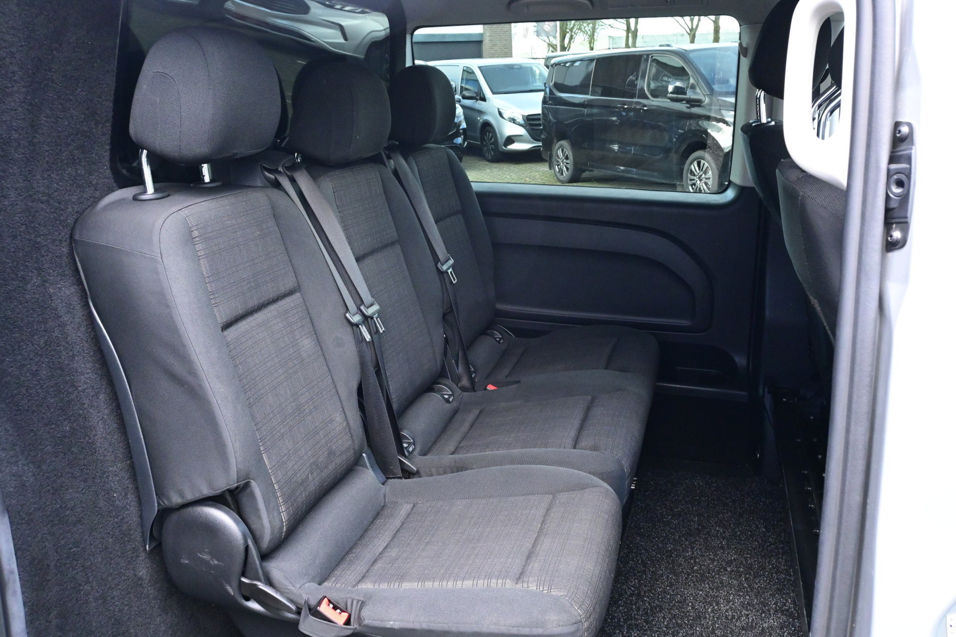 Mercedes-Benz Vito 8