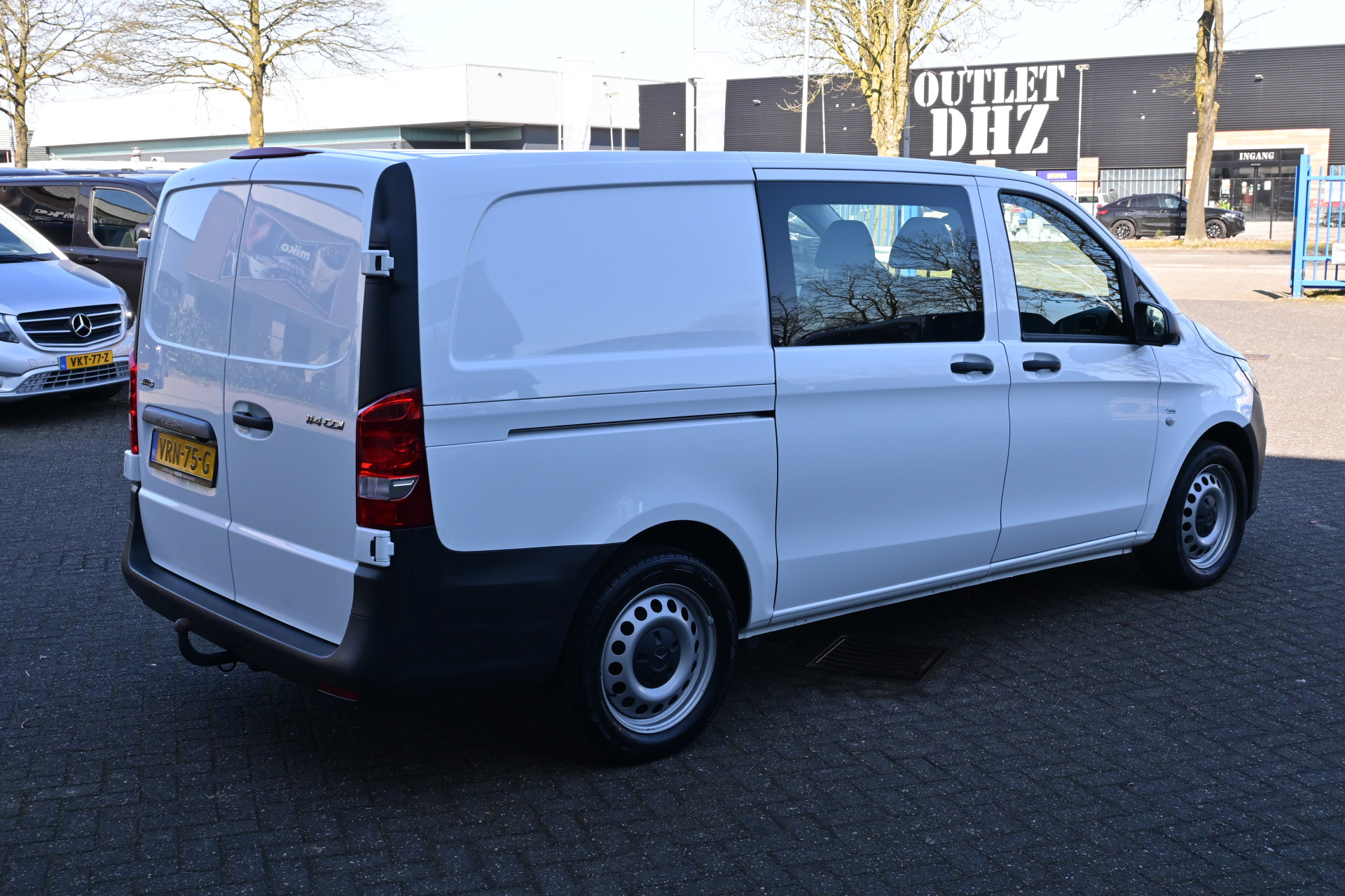 Mercedes-Benz Vito 2