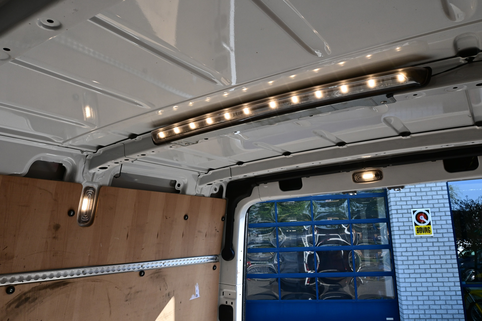 Mercedes-Benz Sprinter 10