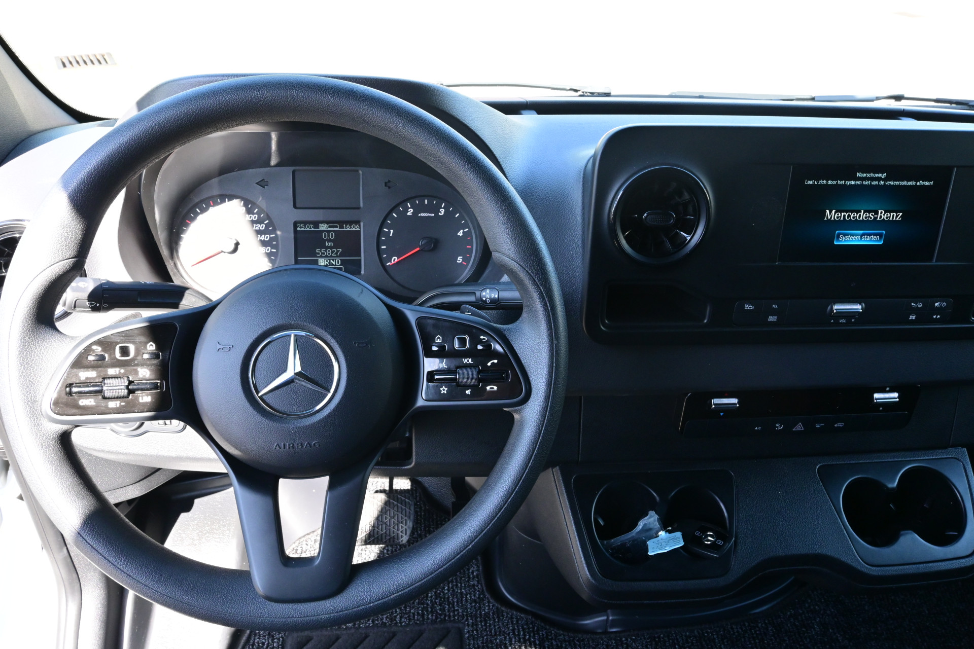 Mercedes-Benz Sprinter 12
