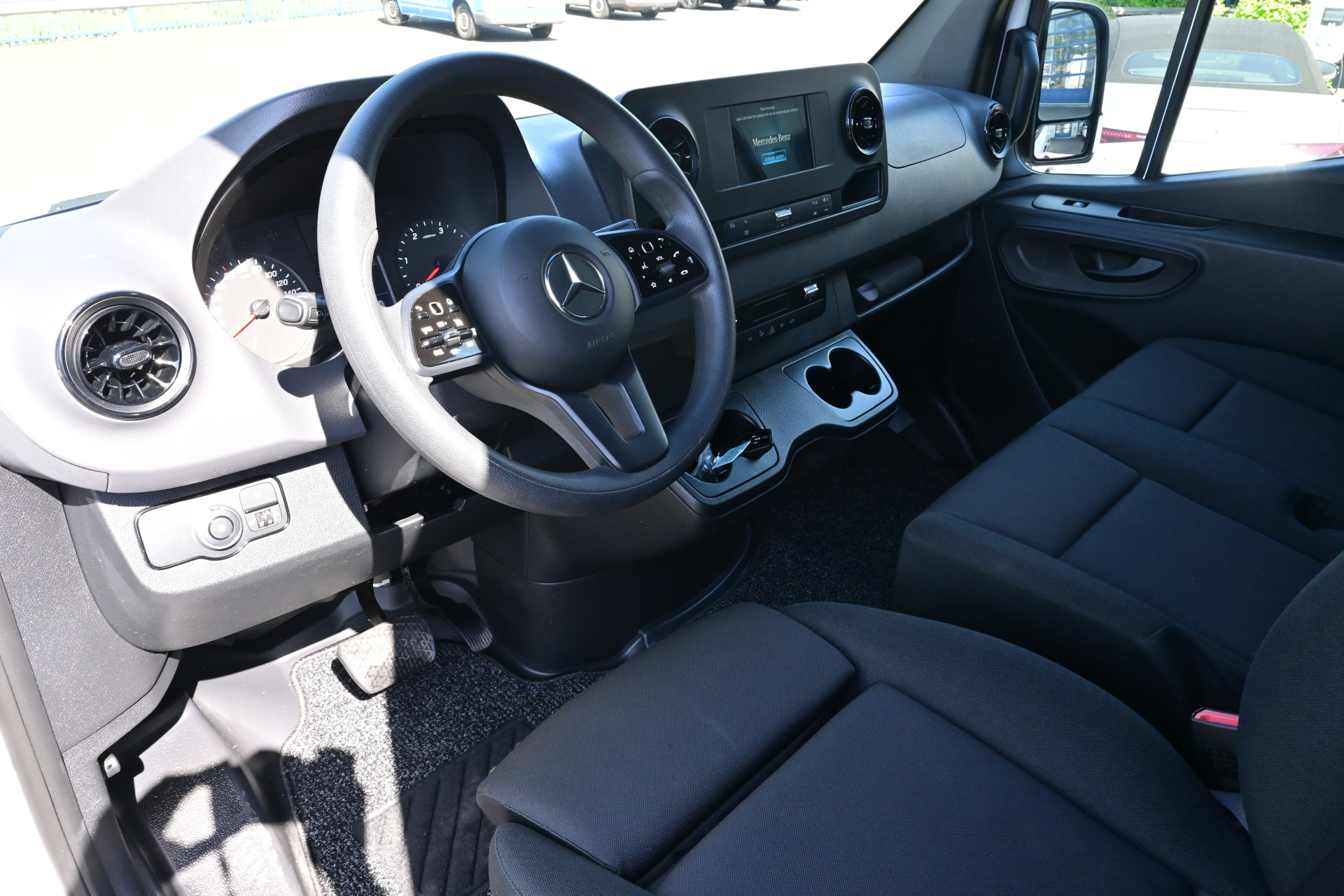 Mercedes-Benz Sprinter 3