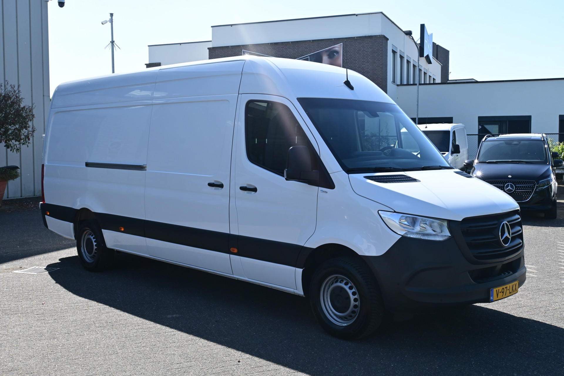 Mercedes-Benz Sprinter 8