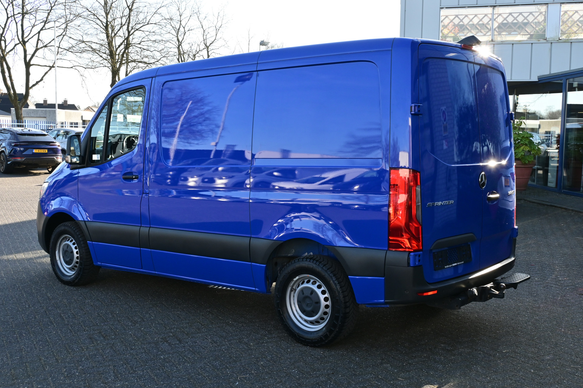 Mercedes-Benz Sprinter 11