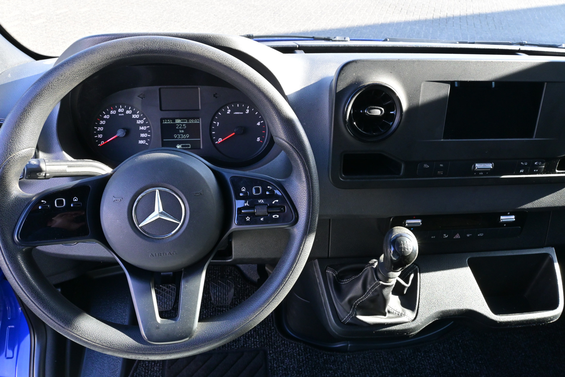Mercedes-Benz Sprinter 12