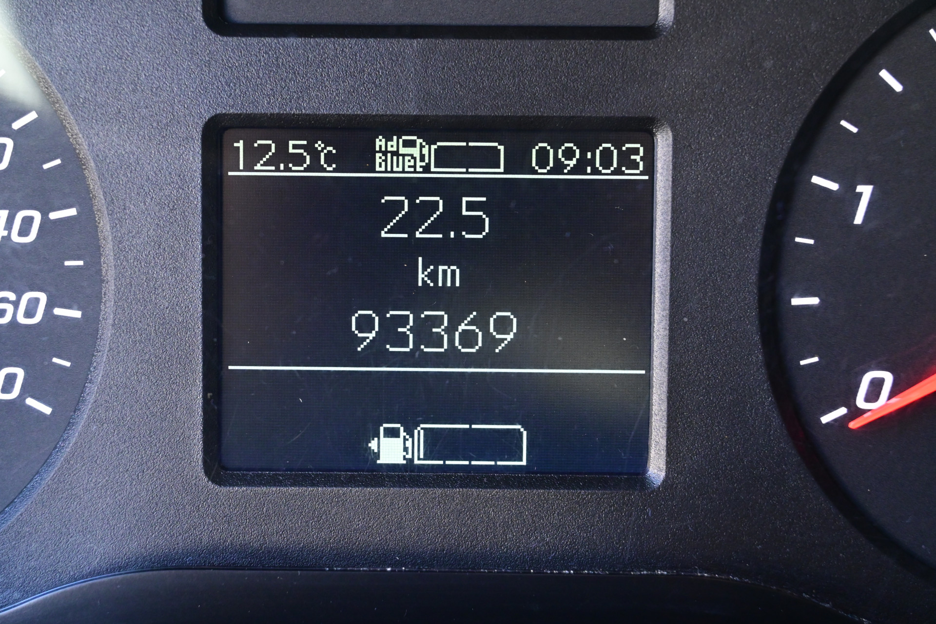 Mercedes-Benz Sprinter 14