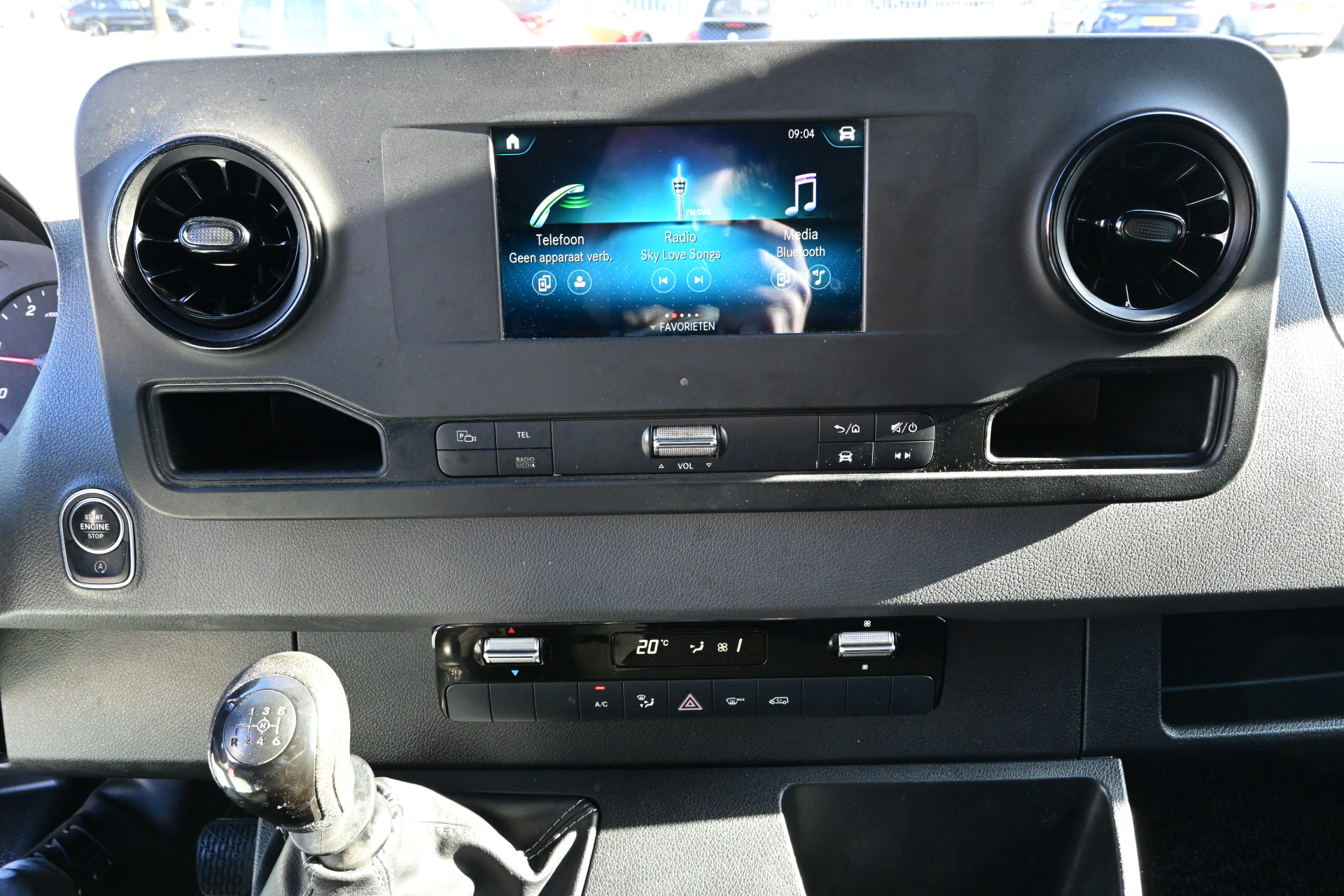 Mercedes-Benz Sprinter 4