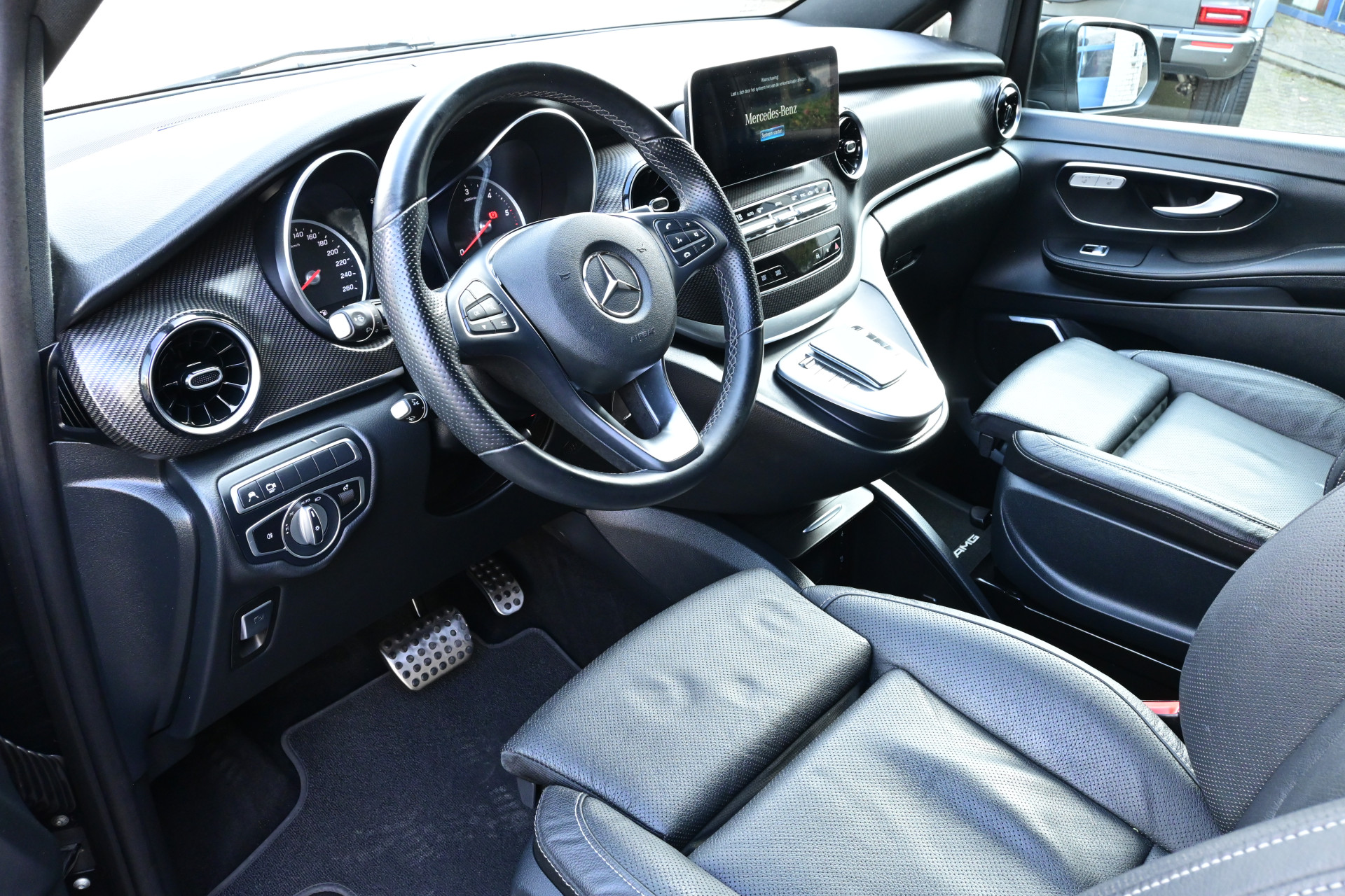 Mercedes-Benz V-Klasse 4