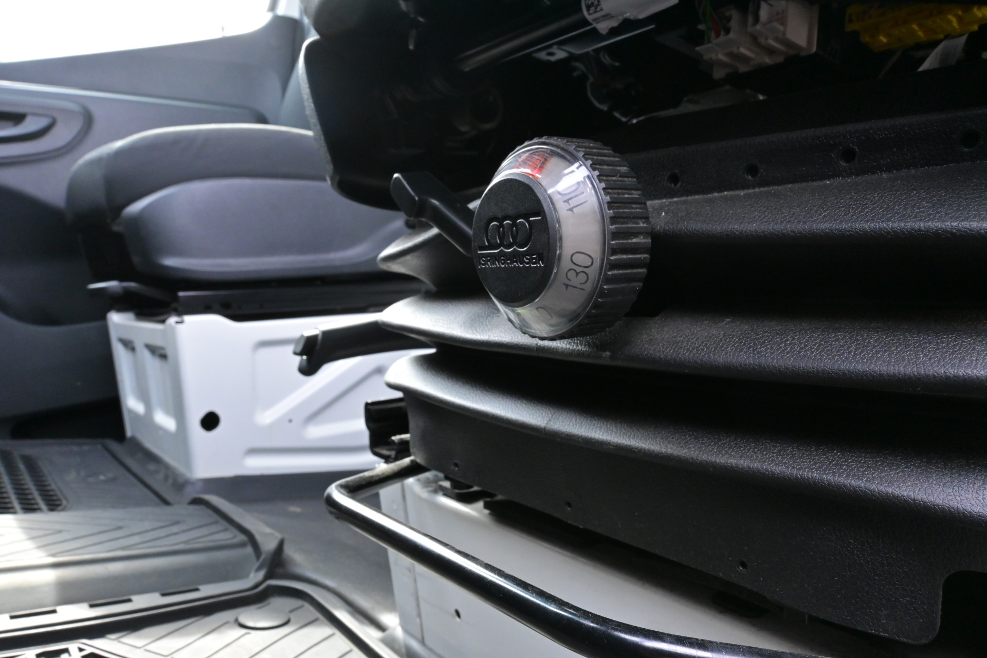 Mercedes-Benz Sprinter 13