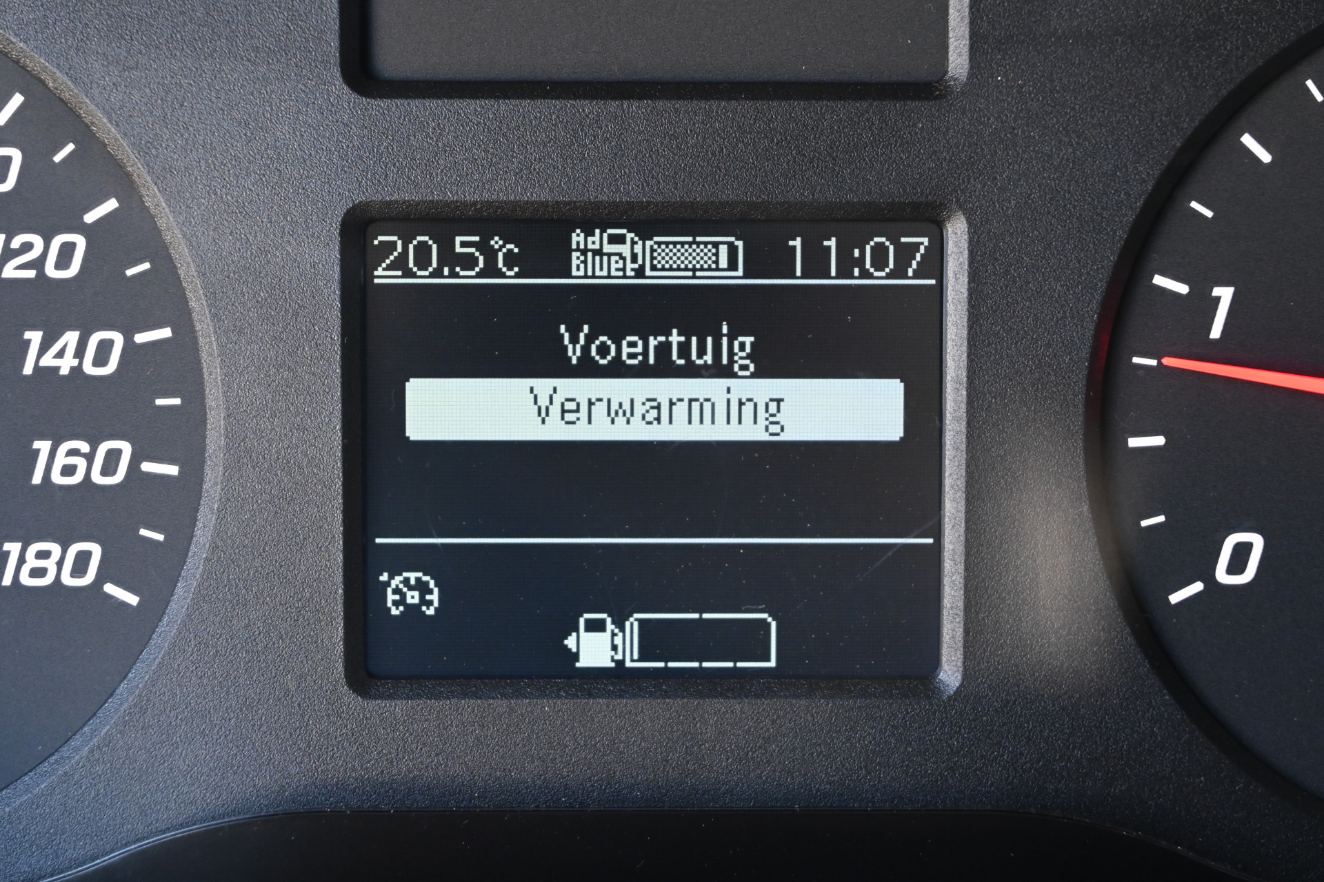 Mercedes-Benz Sprinter 12