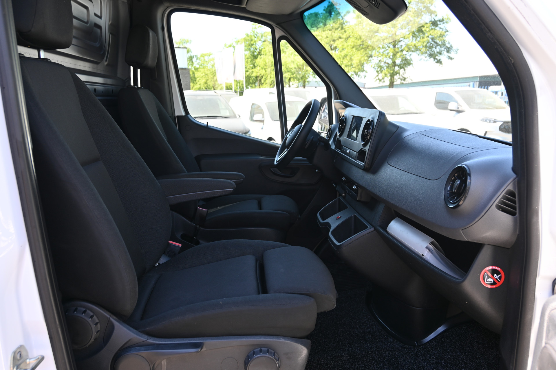 Mercedes-Benz Sprinter 7