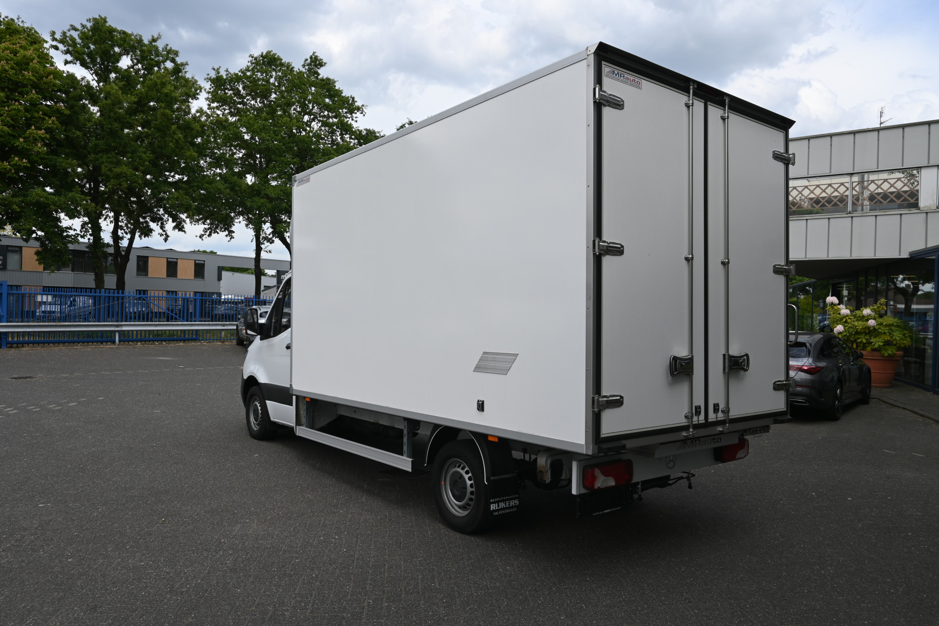 Mercedes-Benz Sprinter 4