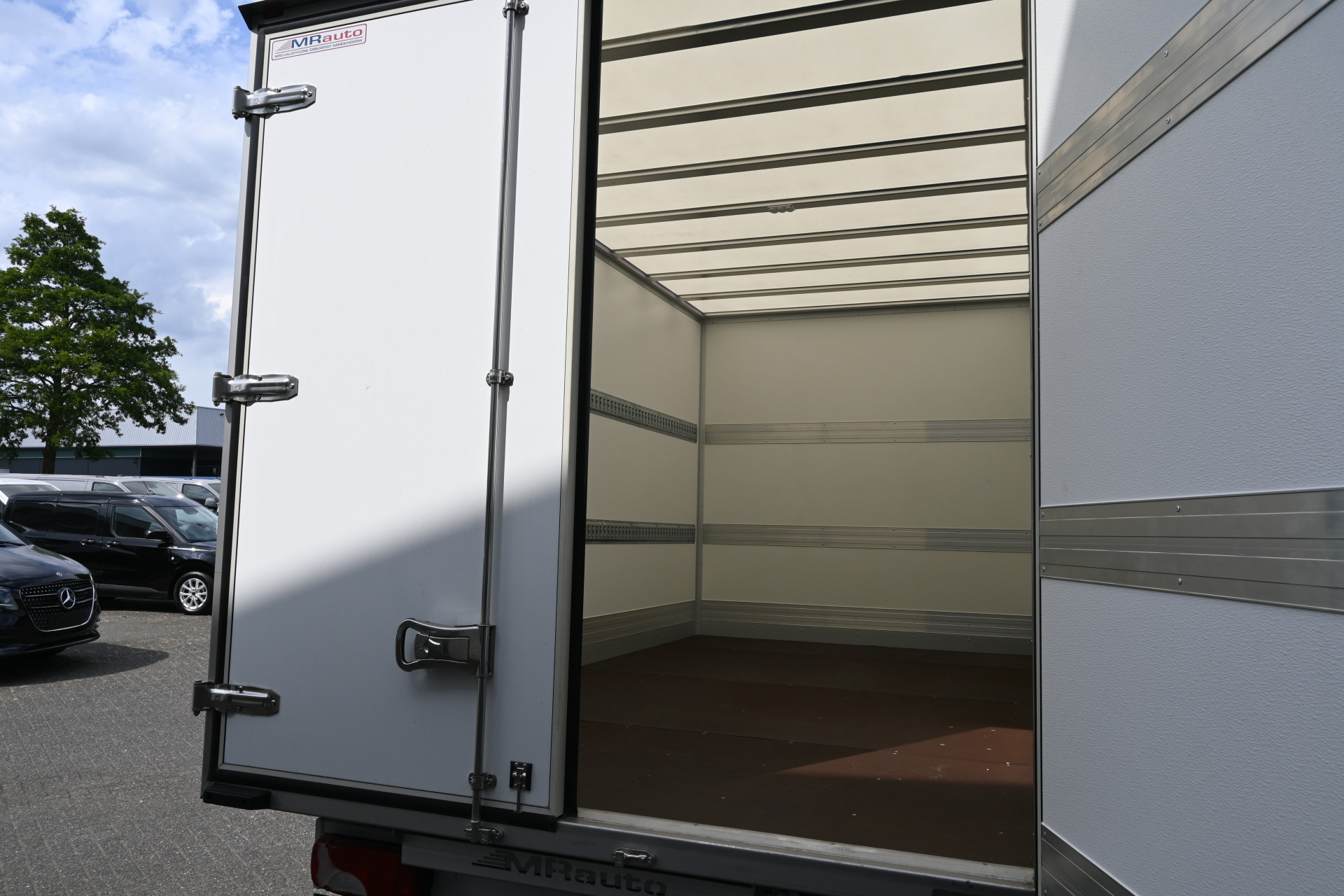 Mercedes-Benz Sprinter 6